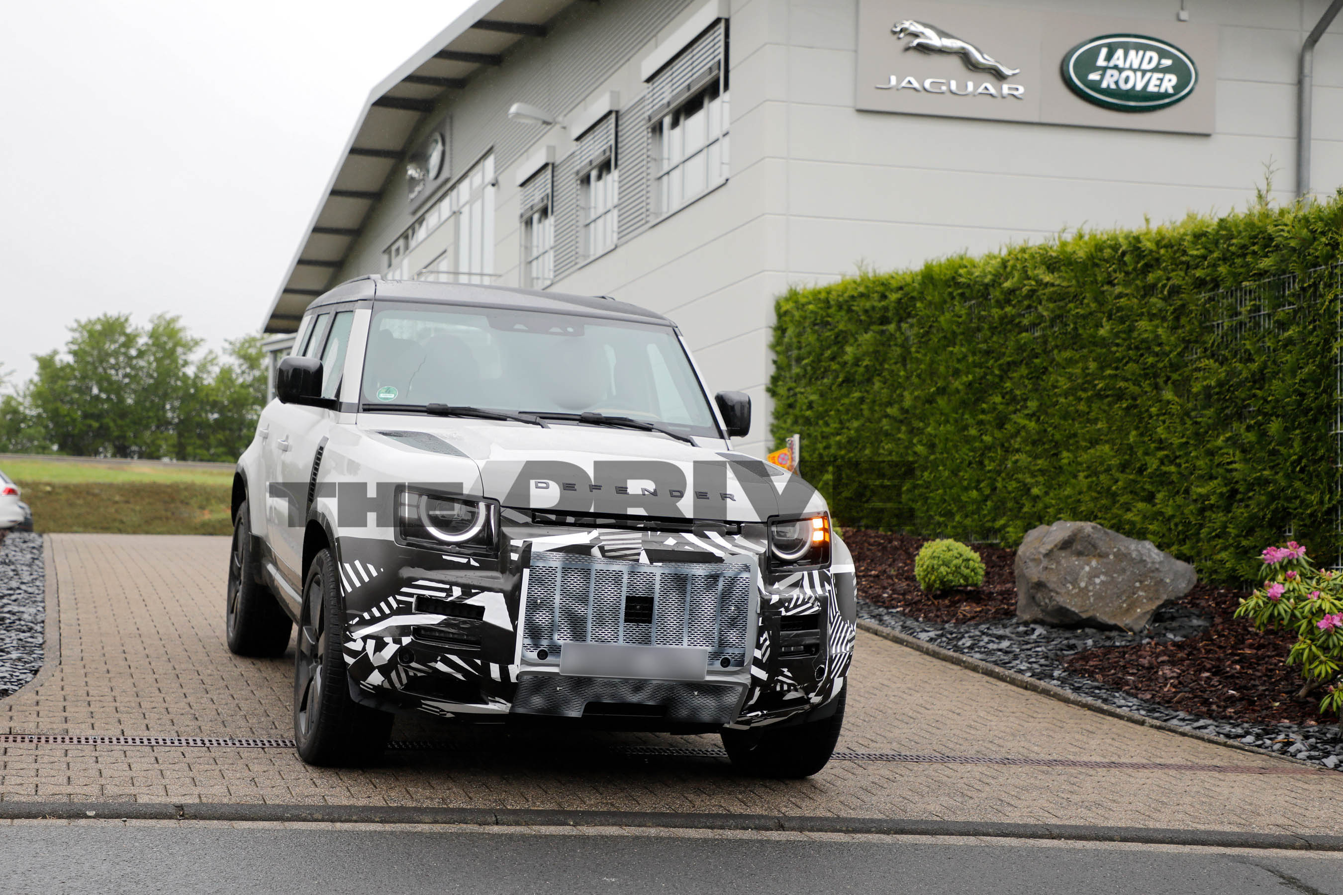 間諜照曝光:Land Rover Defender 110 將導入第二排獨立座椅