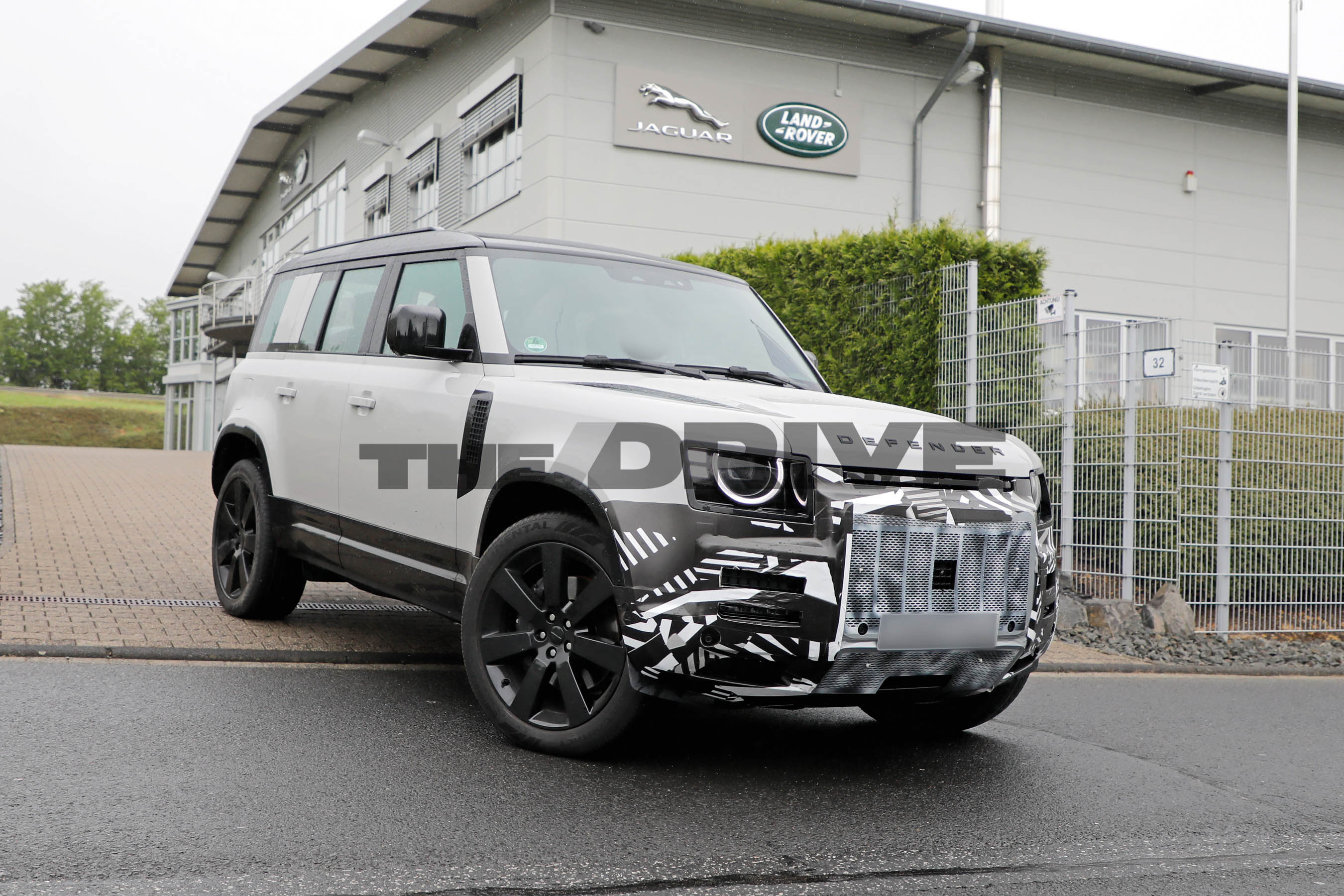 間諜照曝光：Land Rover Defender 110 將導入第二排獨立座椅