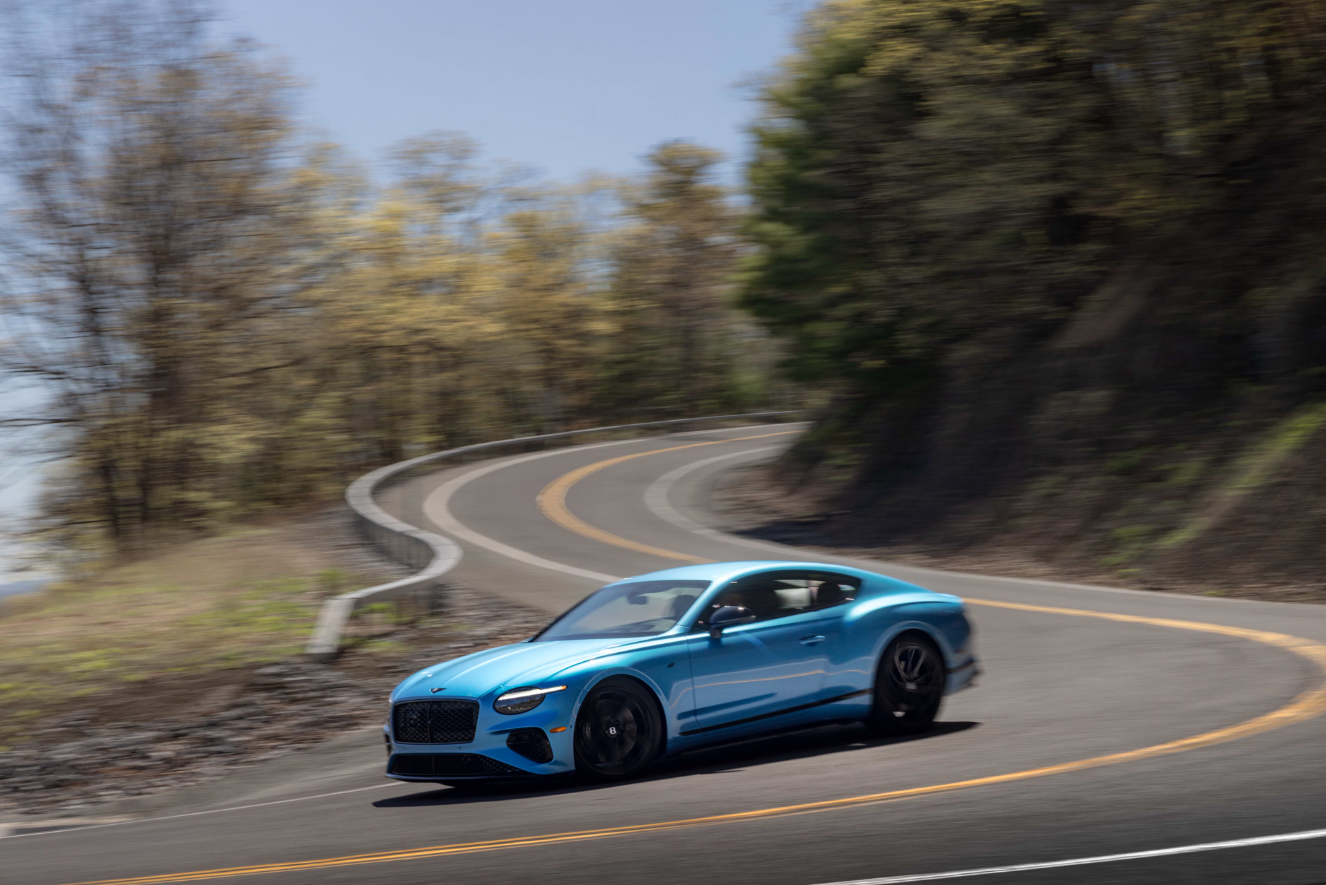 Bentley Continental GT S, Kingfisher blue. 