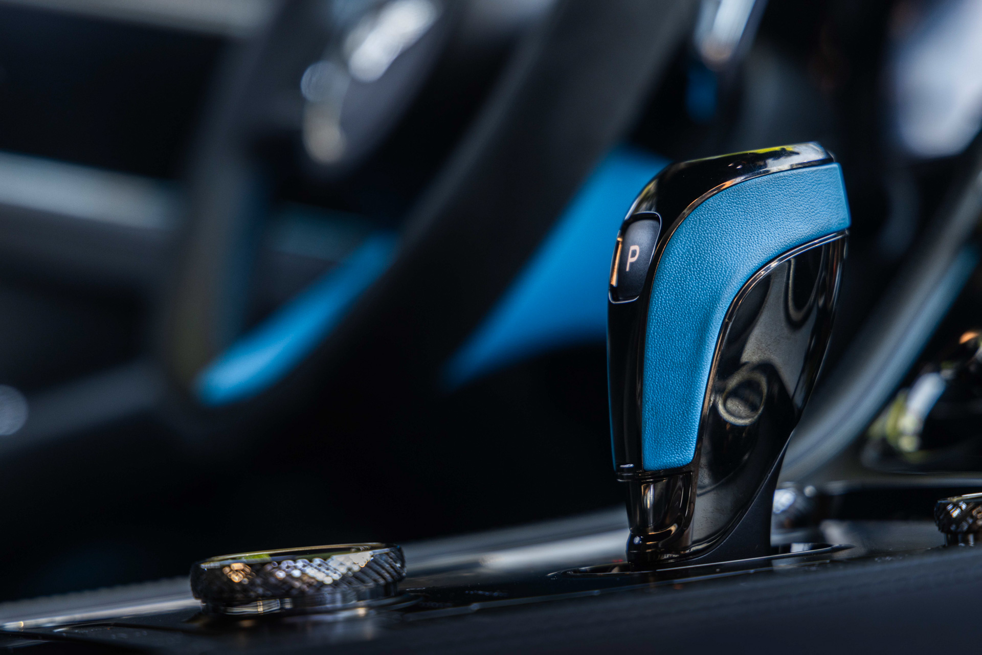 Bentley Continental GT S, Kingfisher blue. 