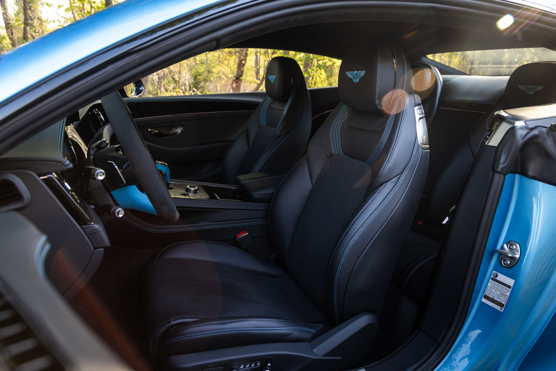 Bentley Continental GT S, Kingfisher blue. 