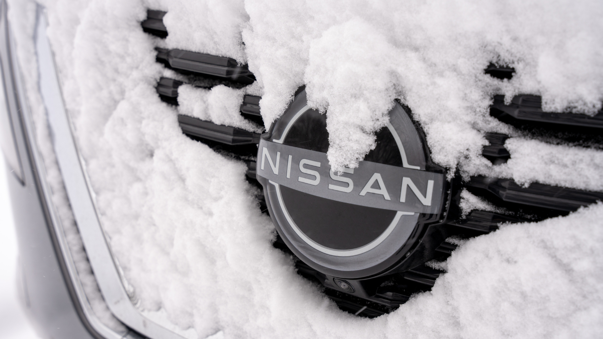 Nissan logo in the snow (Nissan)