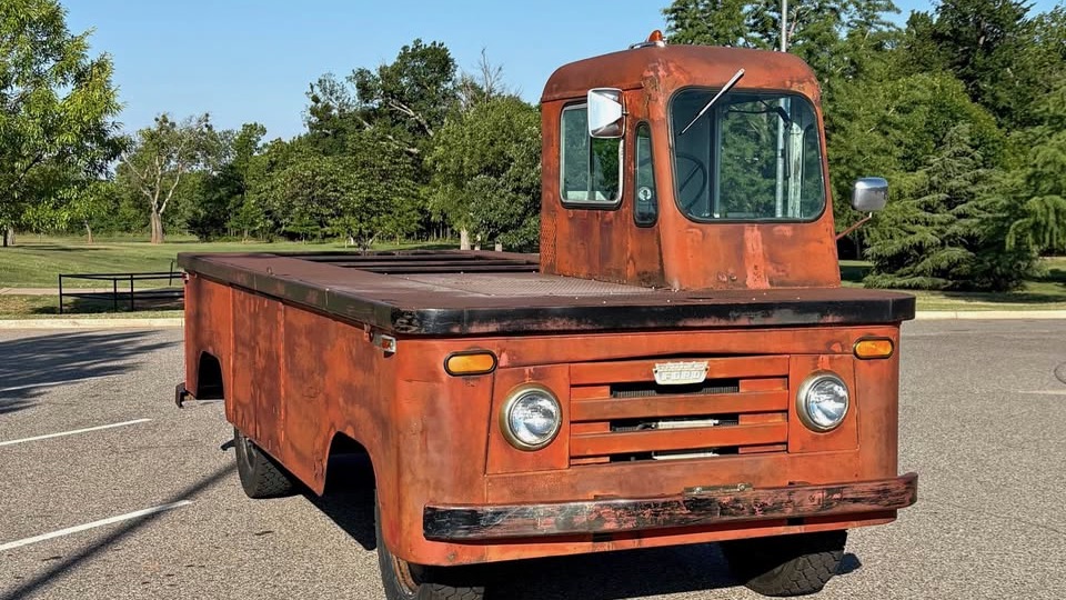 AutoWireDaily — The Most Single Cab Truck Ever Was Built to Haul Construction Materials