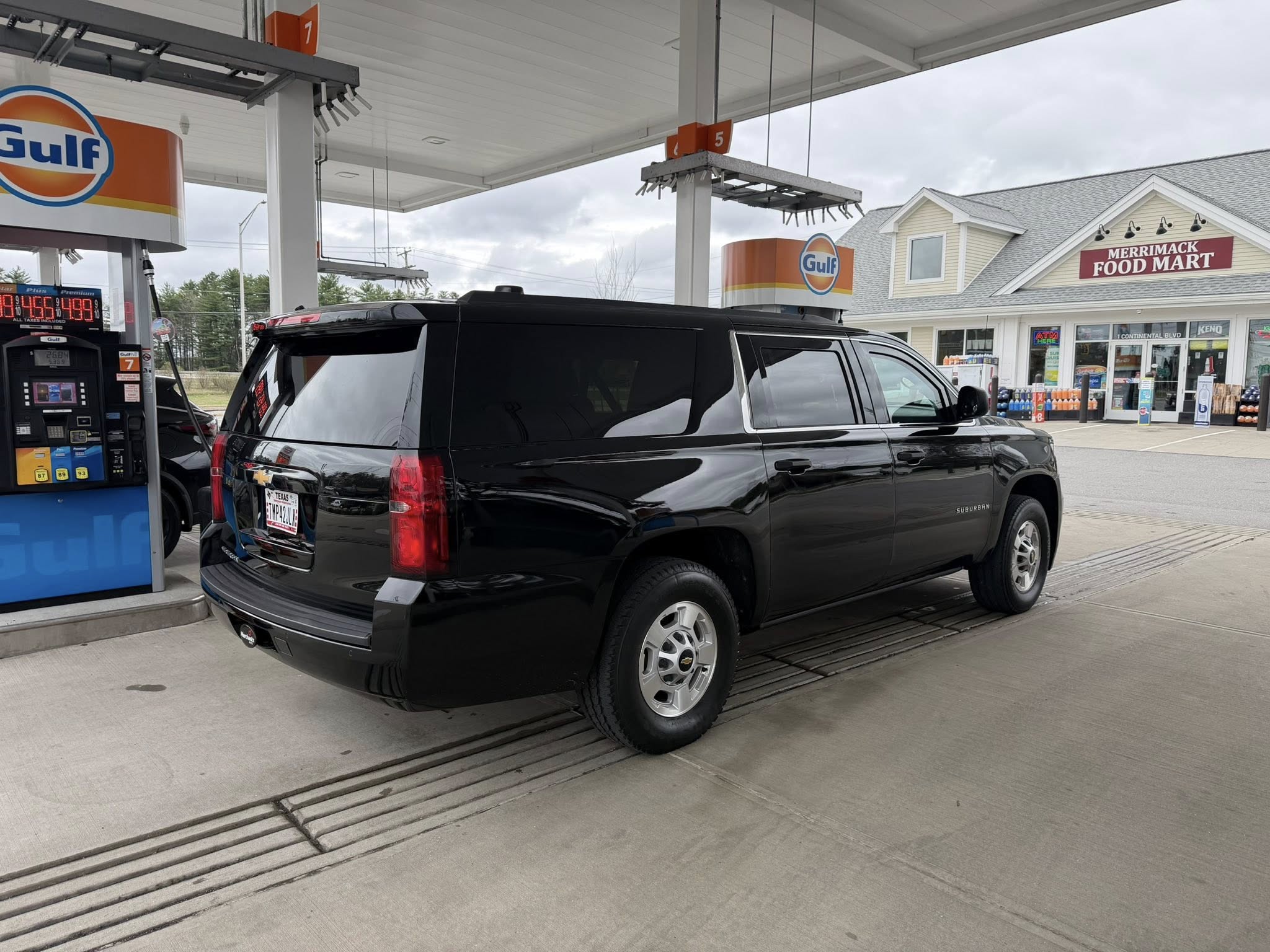 Chevy Suburban HD