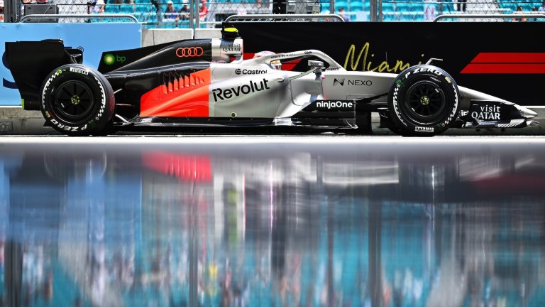 MIAMI, FLORIDA - MAY 01: Gabriel Bortoleto of Brazil driving the (5) Audi F1 Team R26 in the Pitlane during practice ahead of the F1 Grand Prix of Miami at Miami International Autodrome on May 01, 2026 in Miami, Florida. (Photo by Guido De Bortoli/LAT Images)