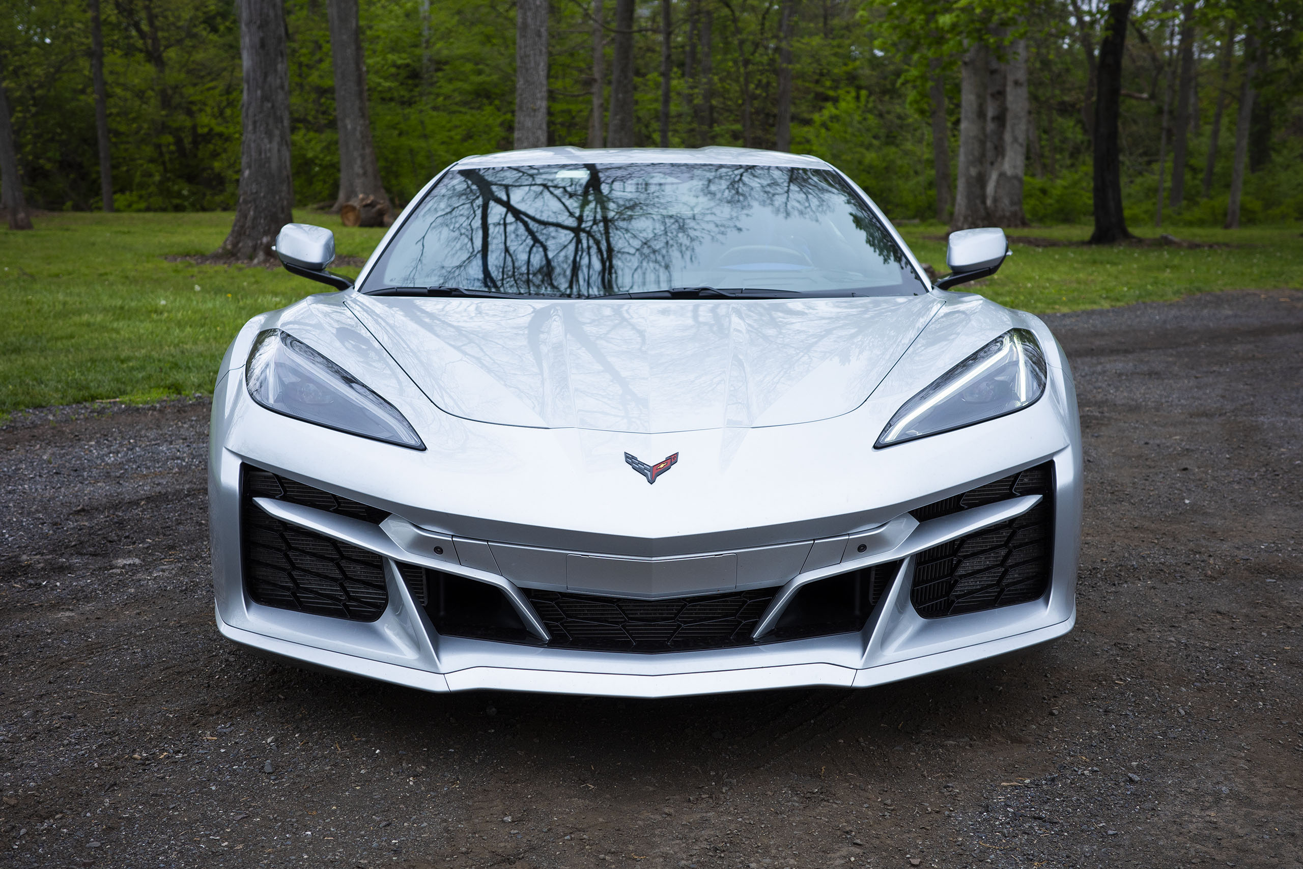 2026 Chevrolet Corvette E-Ray 快速評測：被低估的絕佳性能跑車