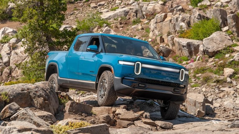 2026 Rivian R1T Quad