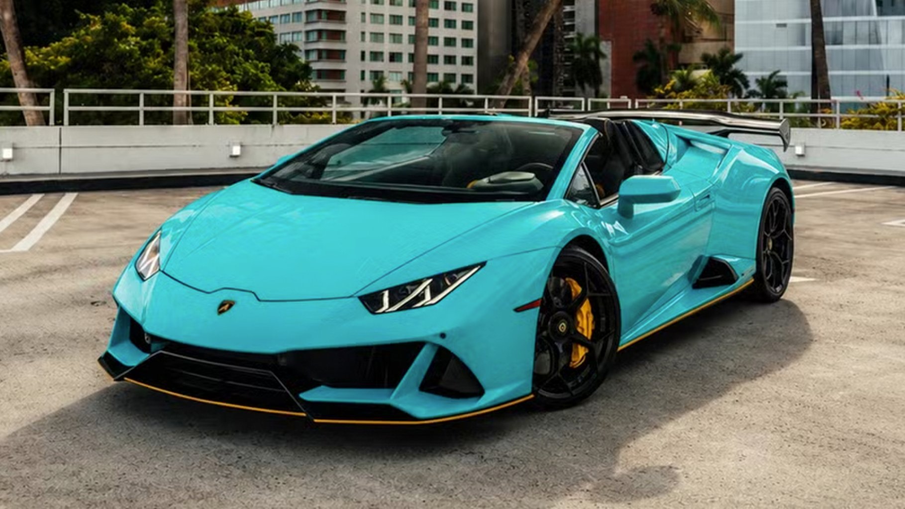 Lamborghini Huracan EVO in Miami