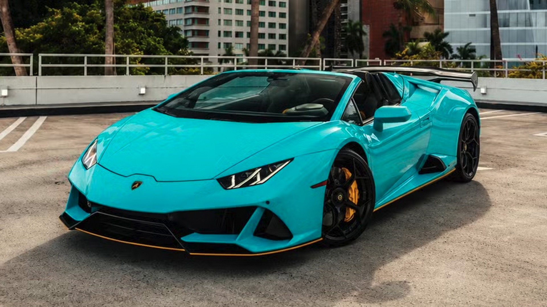 Lamborghini Huracan EVO in Miami