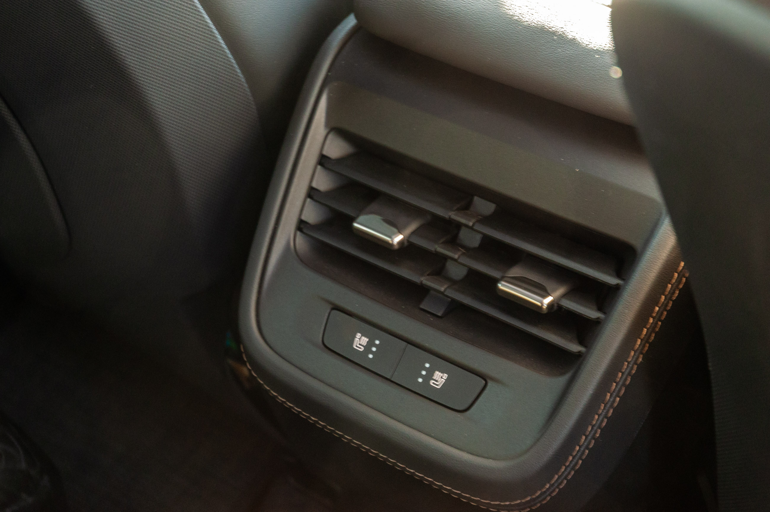 2027 Rivian R2