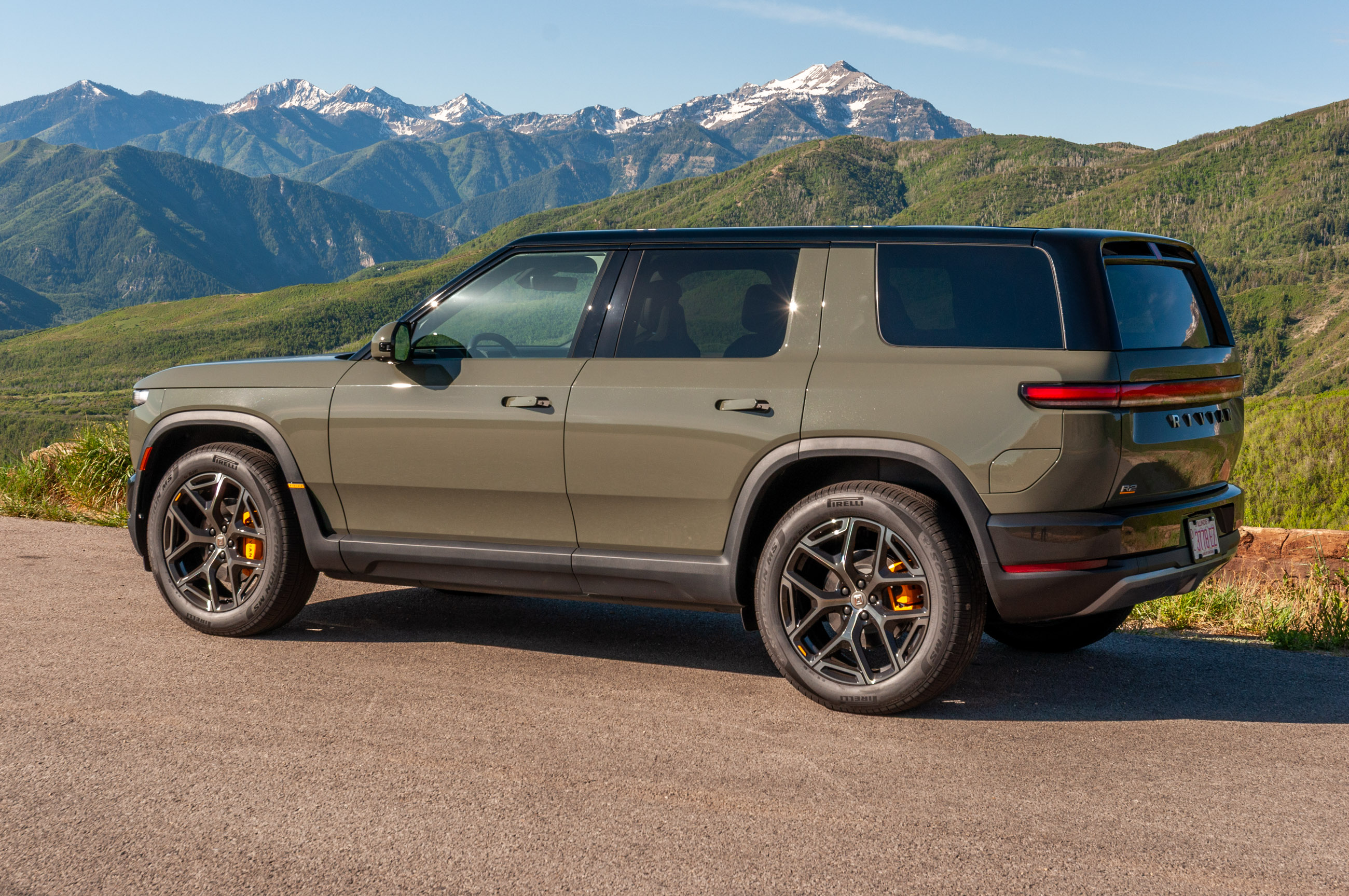 2027 Rivian R2
