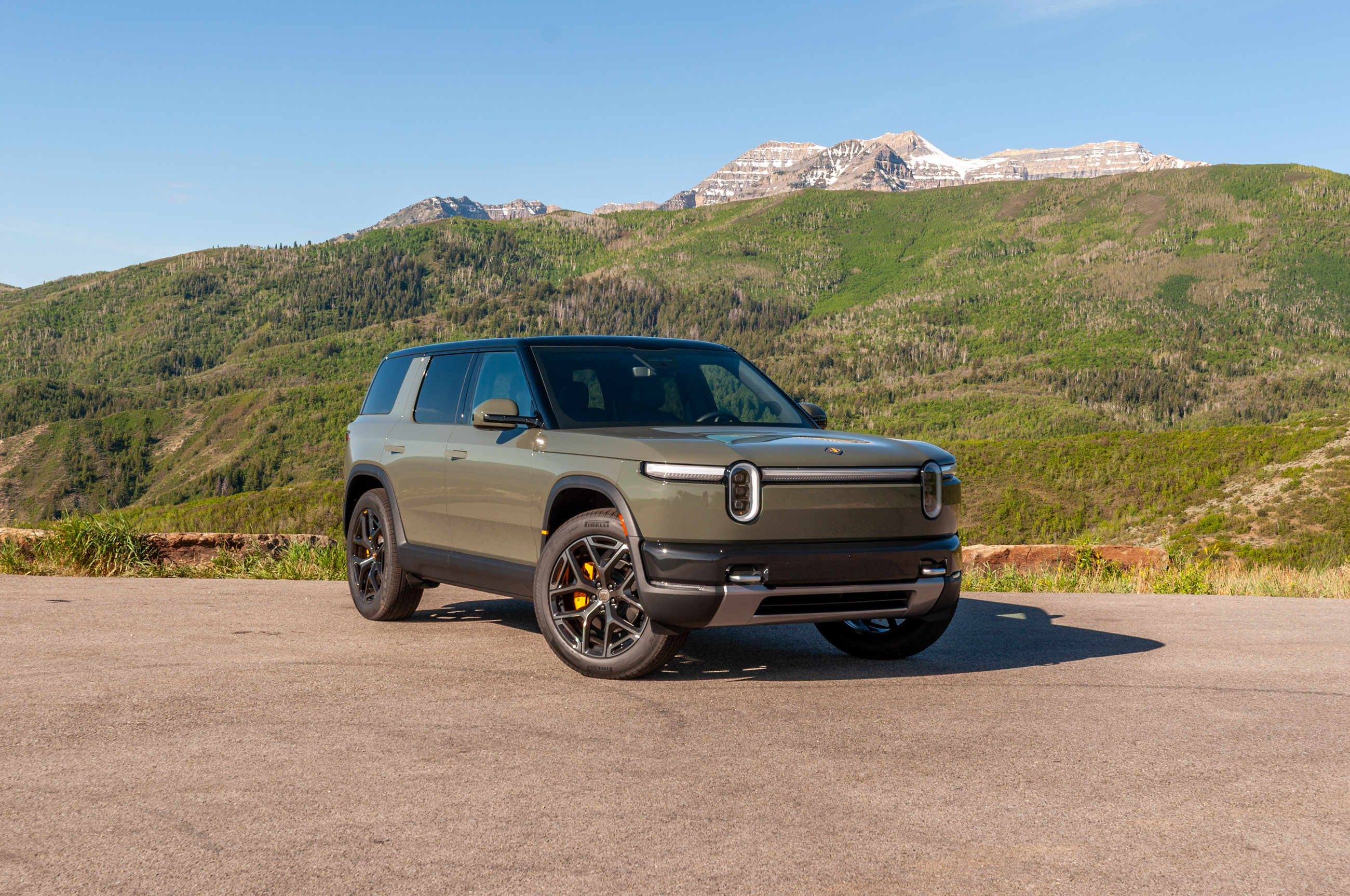 2027 Rivian R2