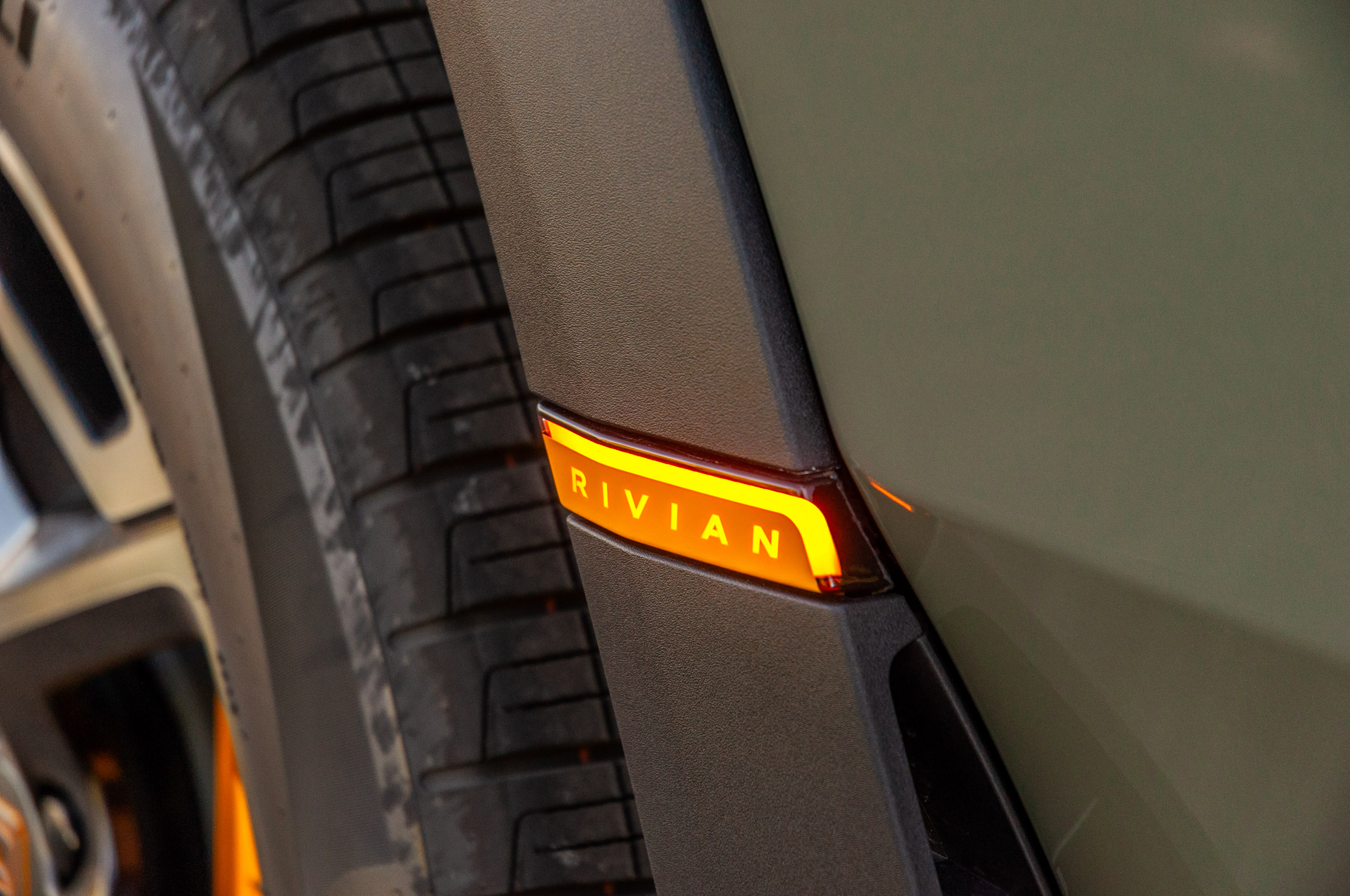 2027 Rivian R2