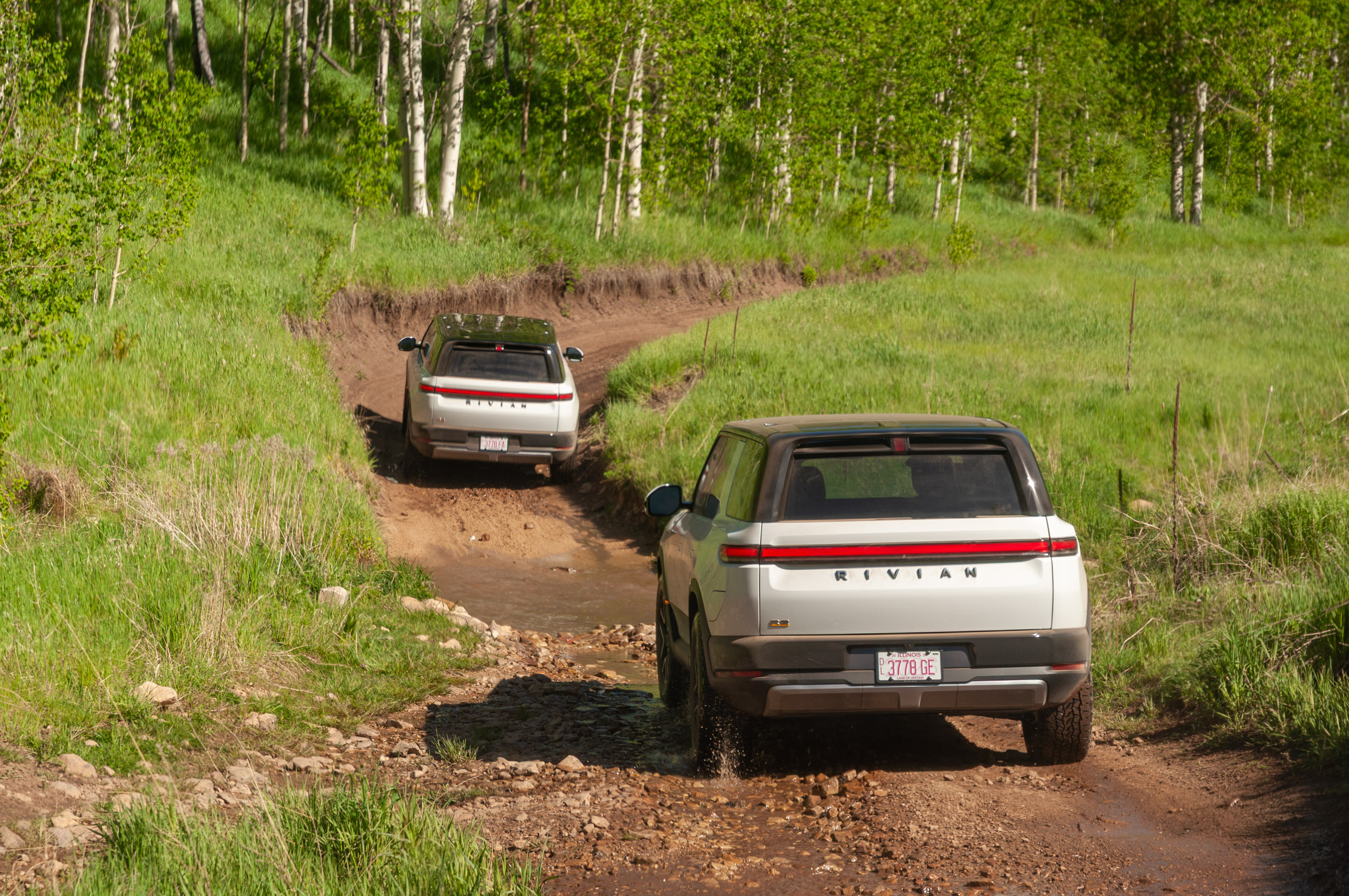 2027 Rivian R2