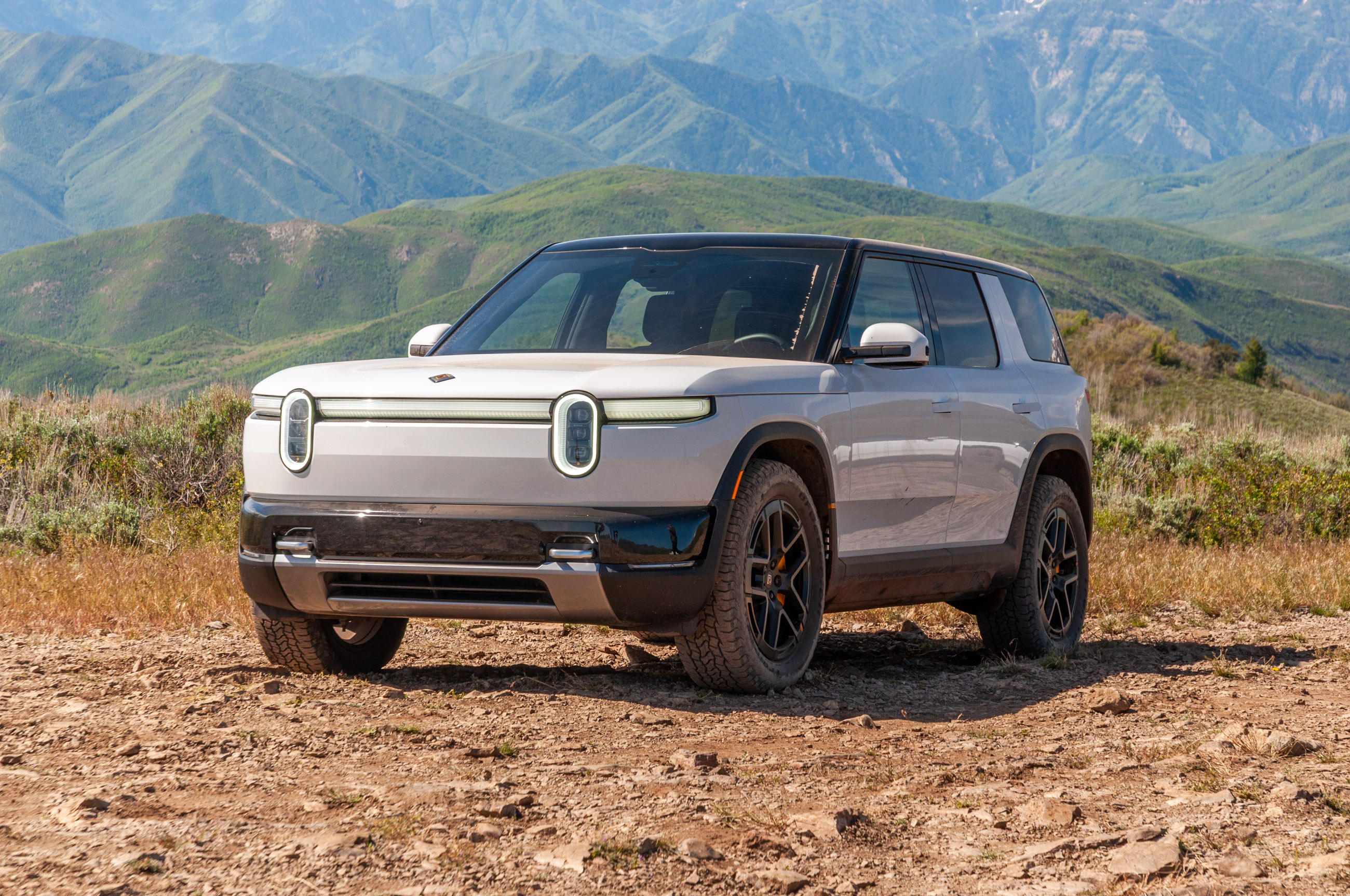 2027 Rivian R2