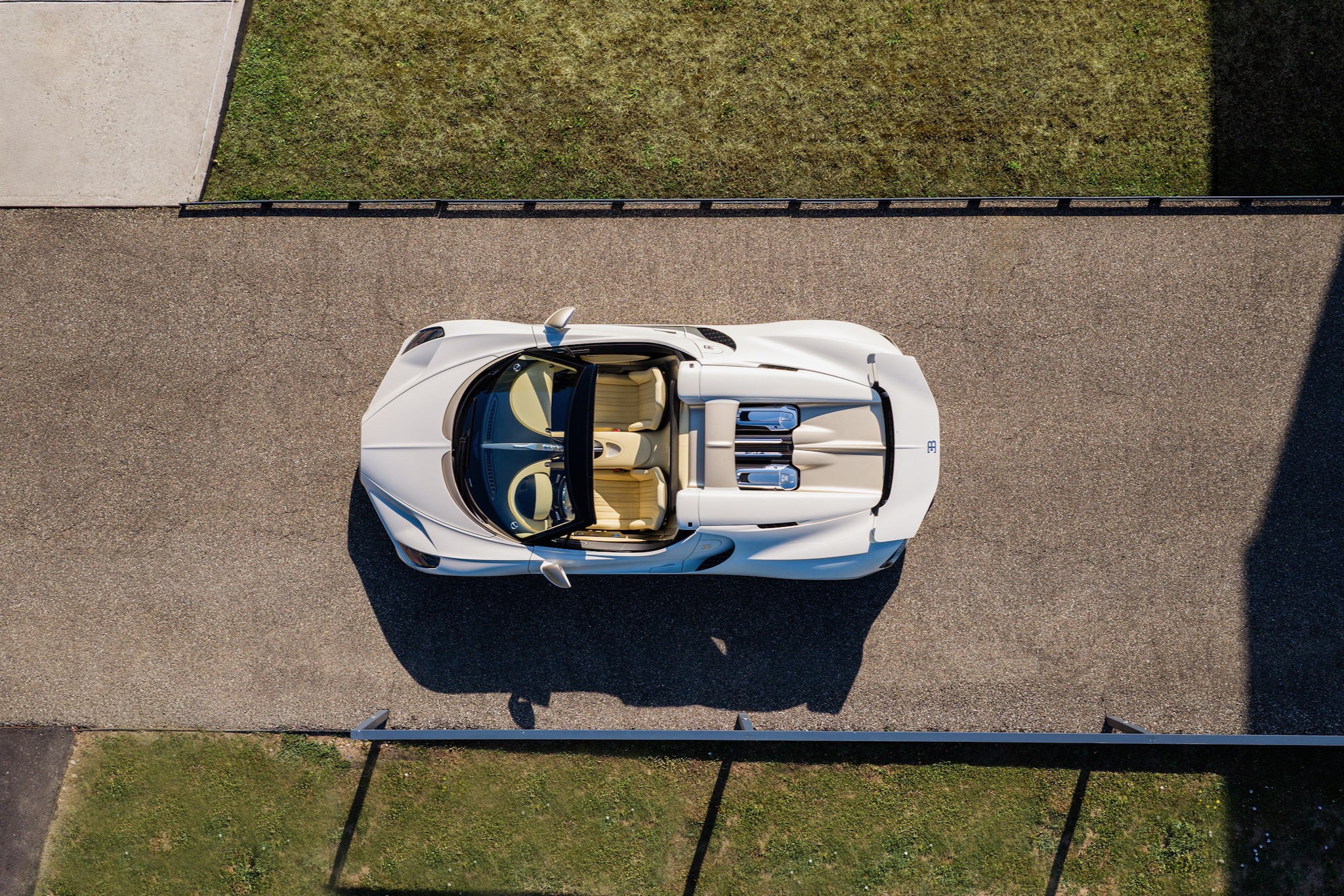 Final Bugatti W16 Mistral