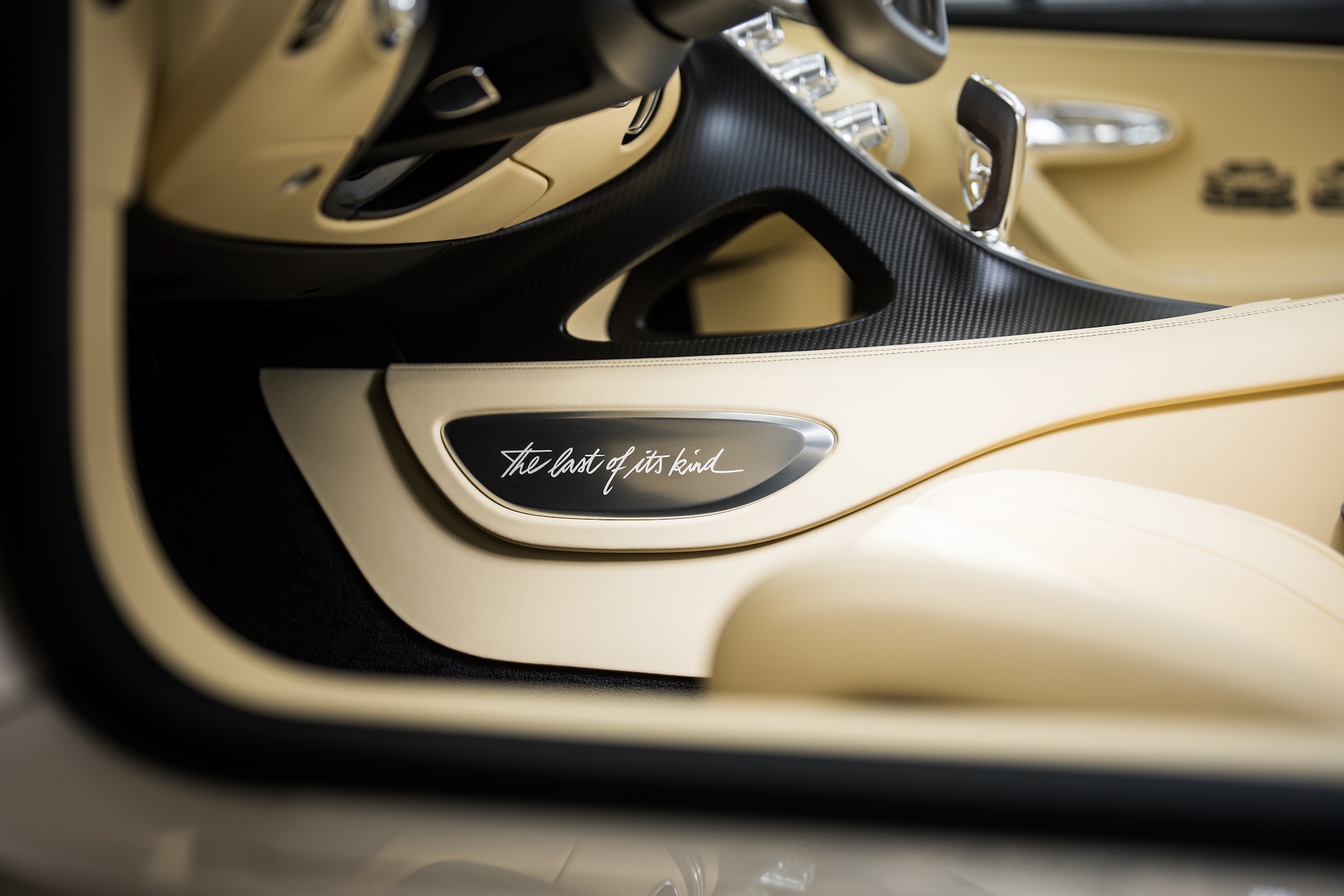 Final Bugatti W16 Mistral