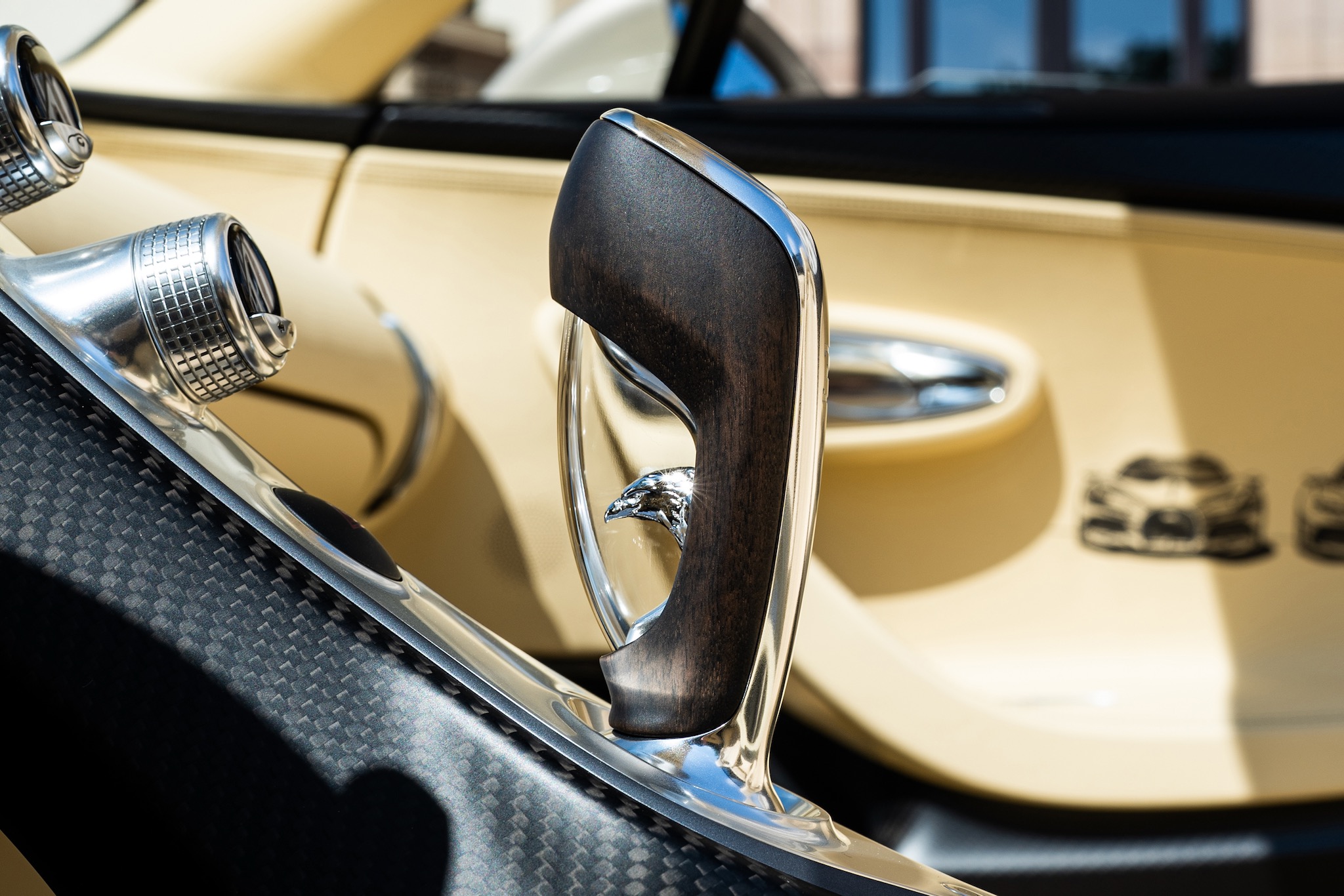 Final Bugatti W16 Mistral