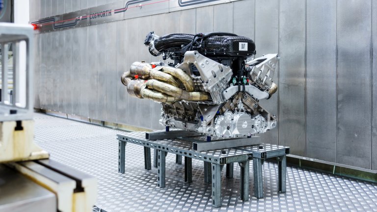 Aston Martin V12