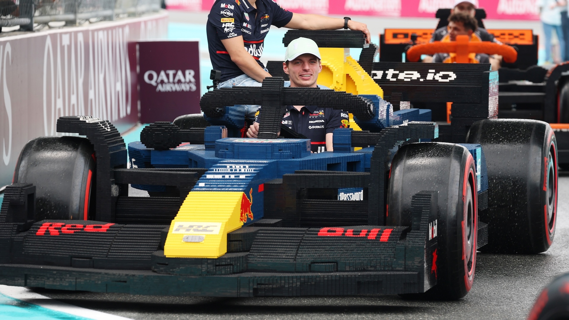 維斯塔潘批評樂高F1車手遊行讓車手看起來像小孩和小丑