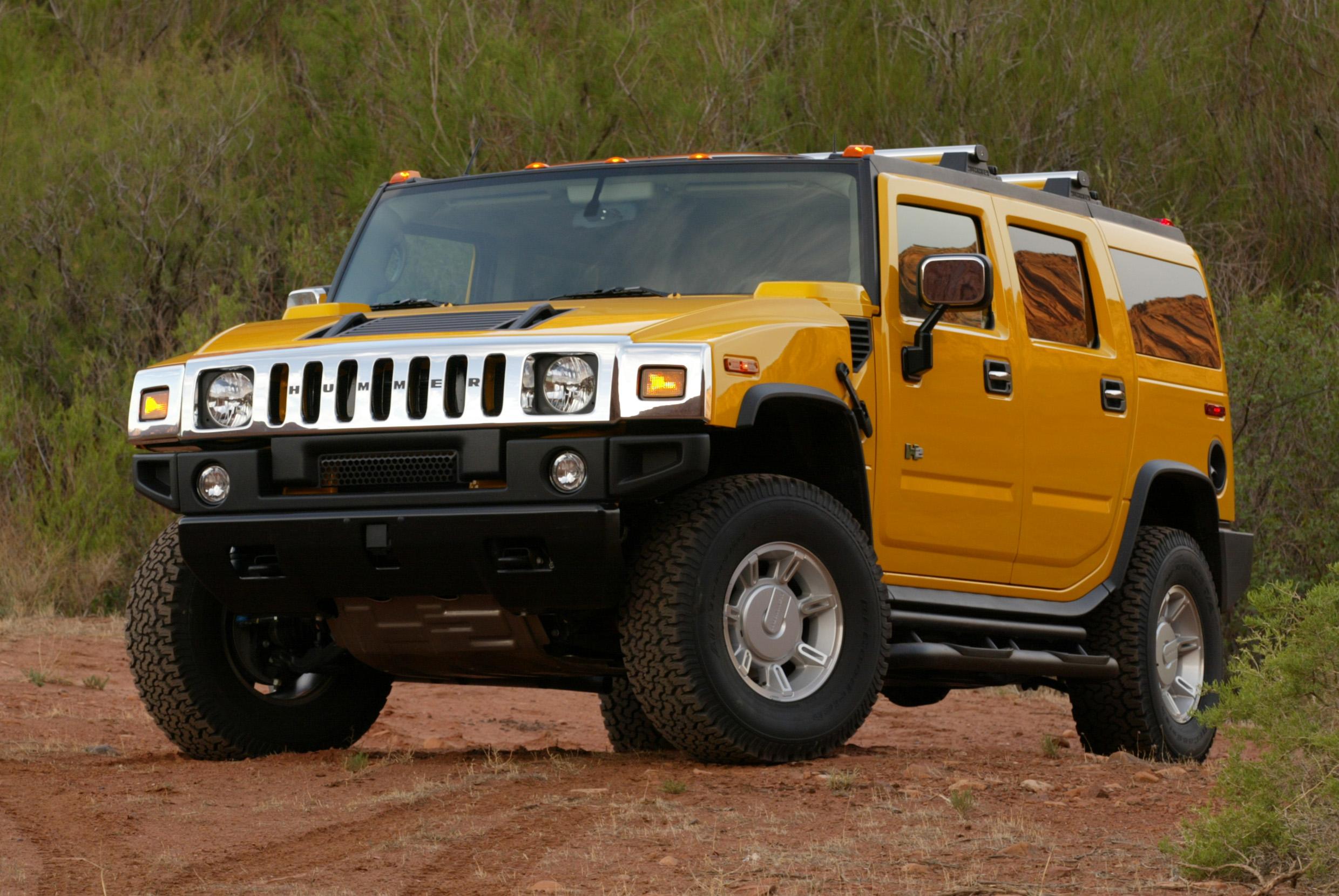 GMC Hummer H2 in signature yellow