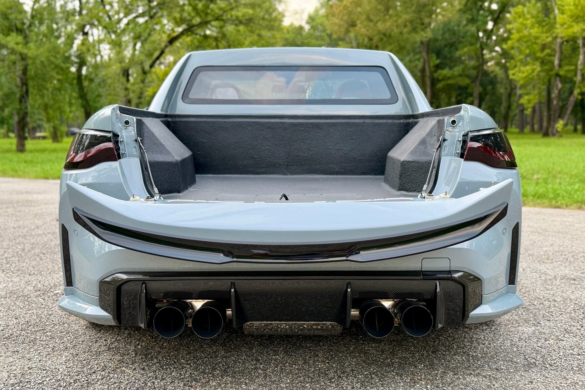 2022 BMW M4 pickup
