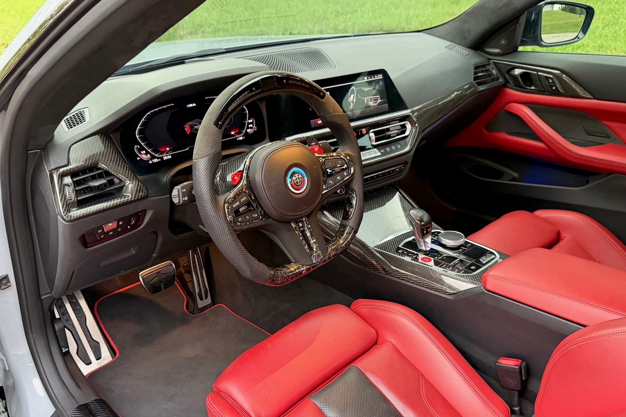 2022 BMW M4 pickup
