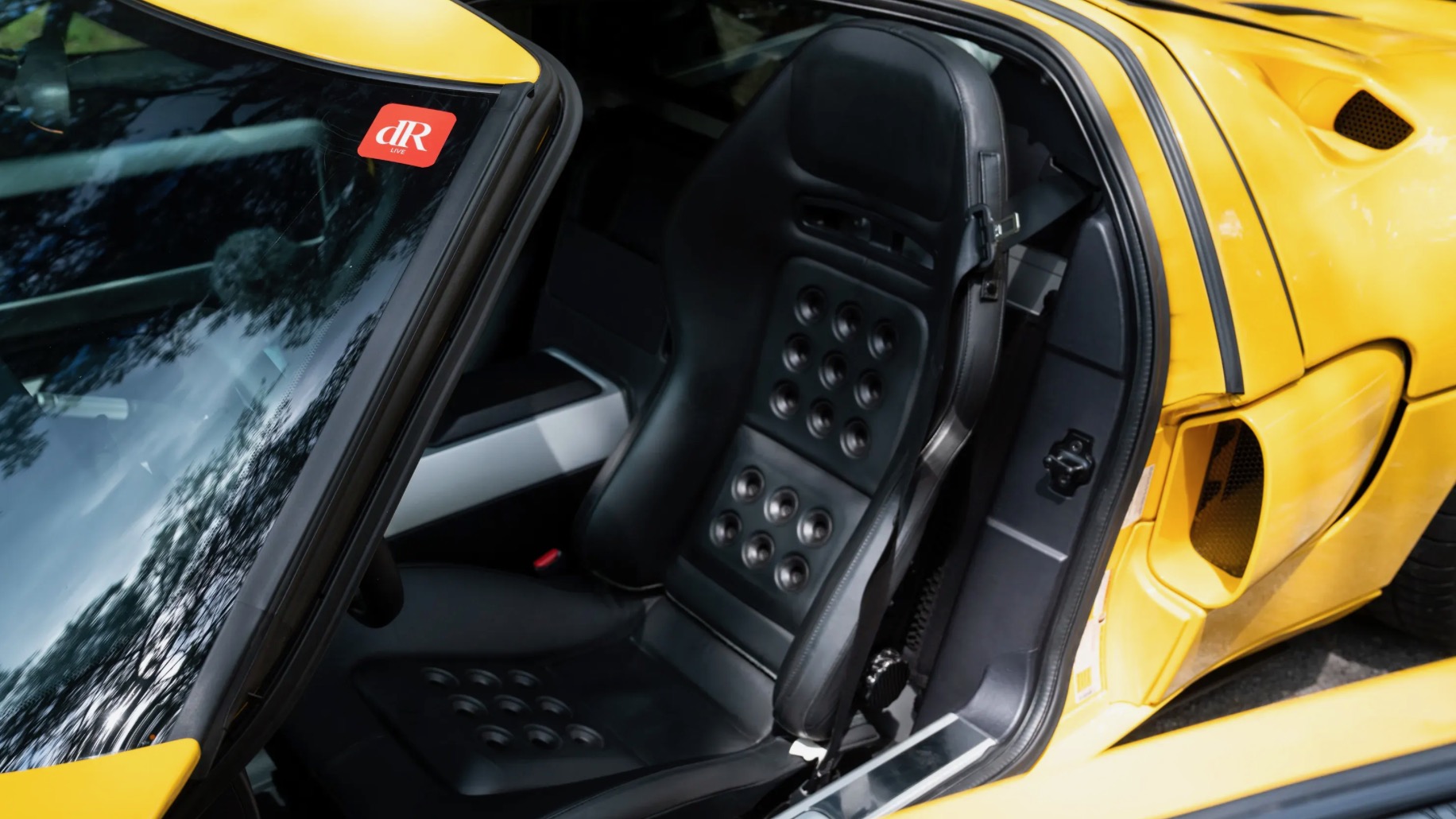 2006 Ford GT in Speed Yellow sans stripes