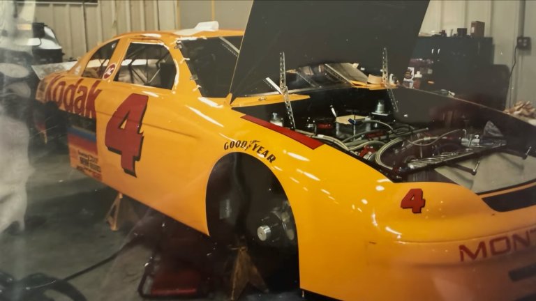 Number 4 Chevrolet at Morgan-McClure Motorsports ahead of 1995 Daytona 500