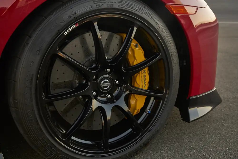 Nissan brake caliper color