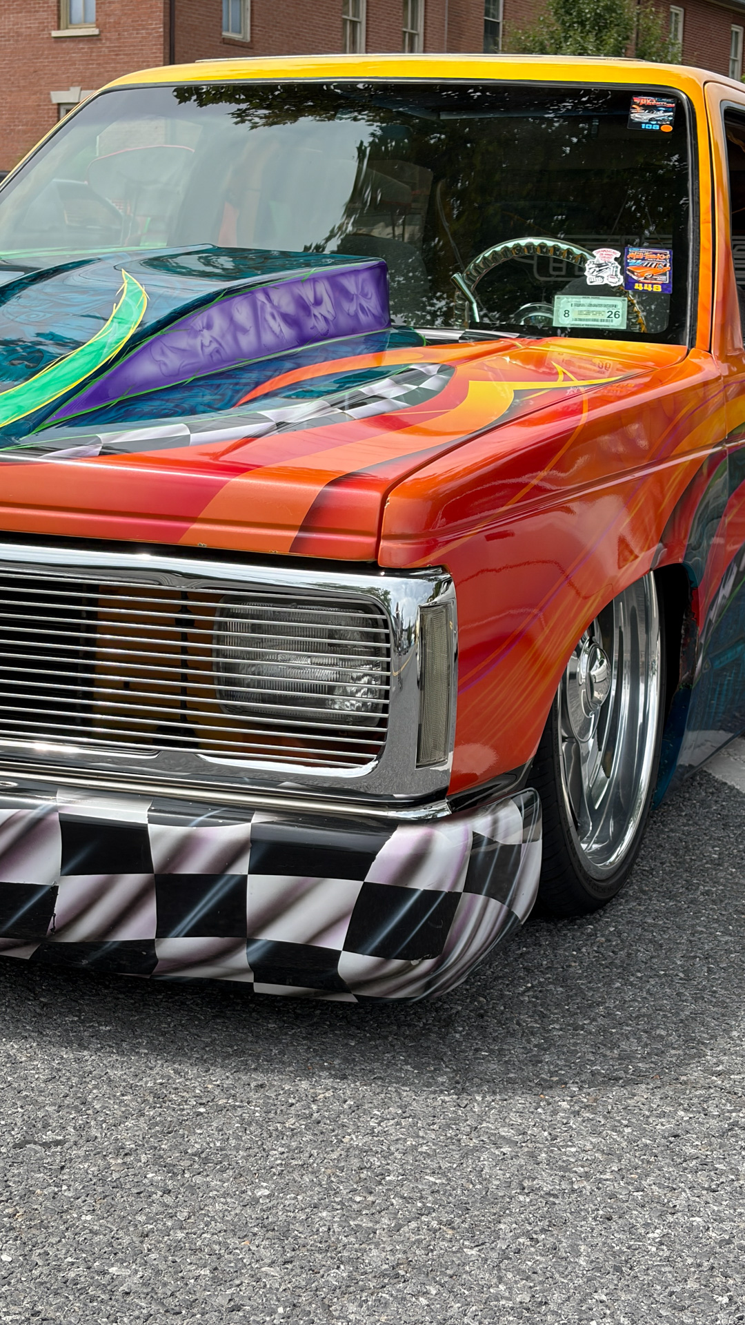 A Lowrider Meet Convinced Me: Enthusiasts Should Step Out of Their