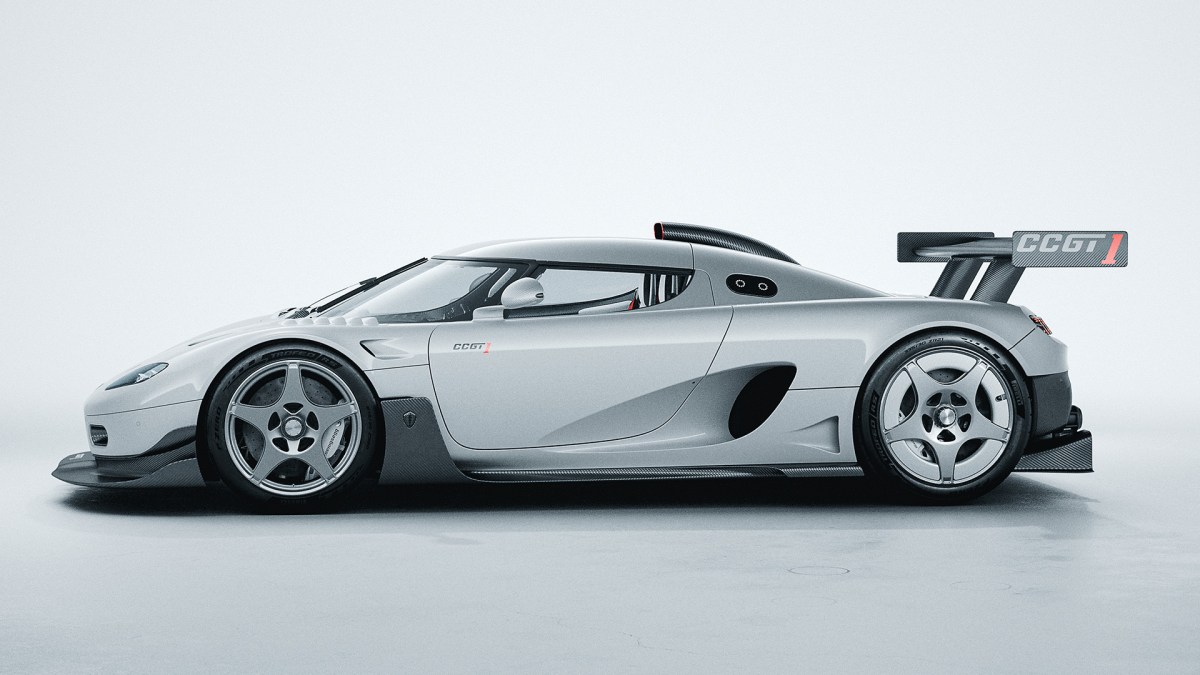 Koenigsegg CCGT1, ipercar con aletone attivo e trasmissione sequenziale, in mostra a Monterey Car Week, immagine di approfondimento