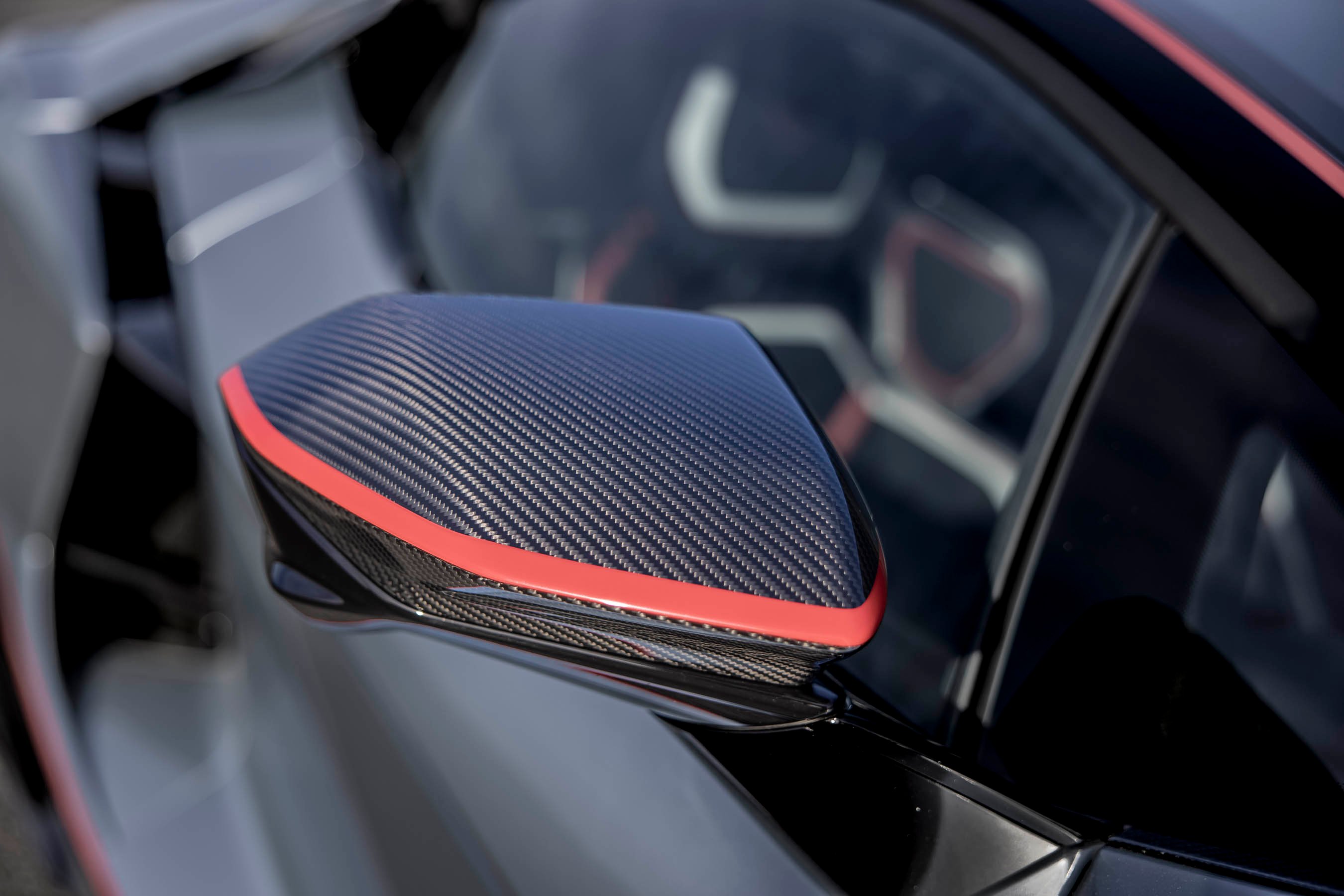 Lamborghini Revuelto SV