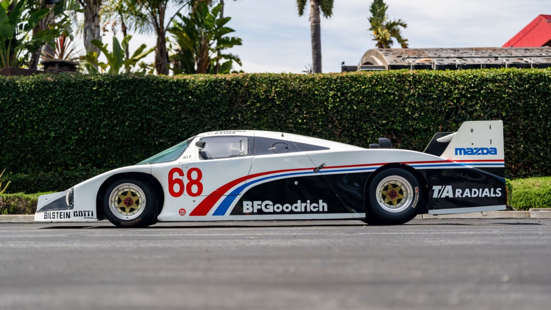 Lola-Mazda T616