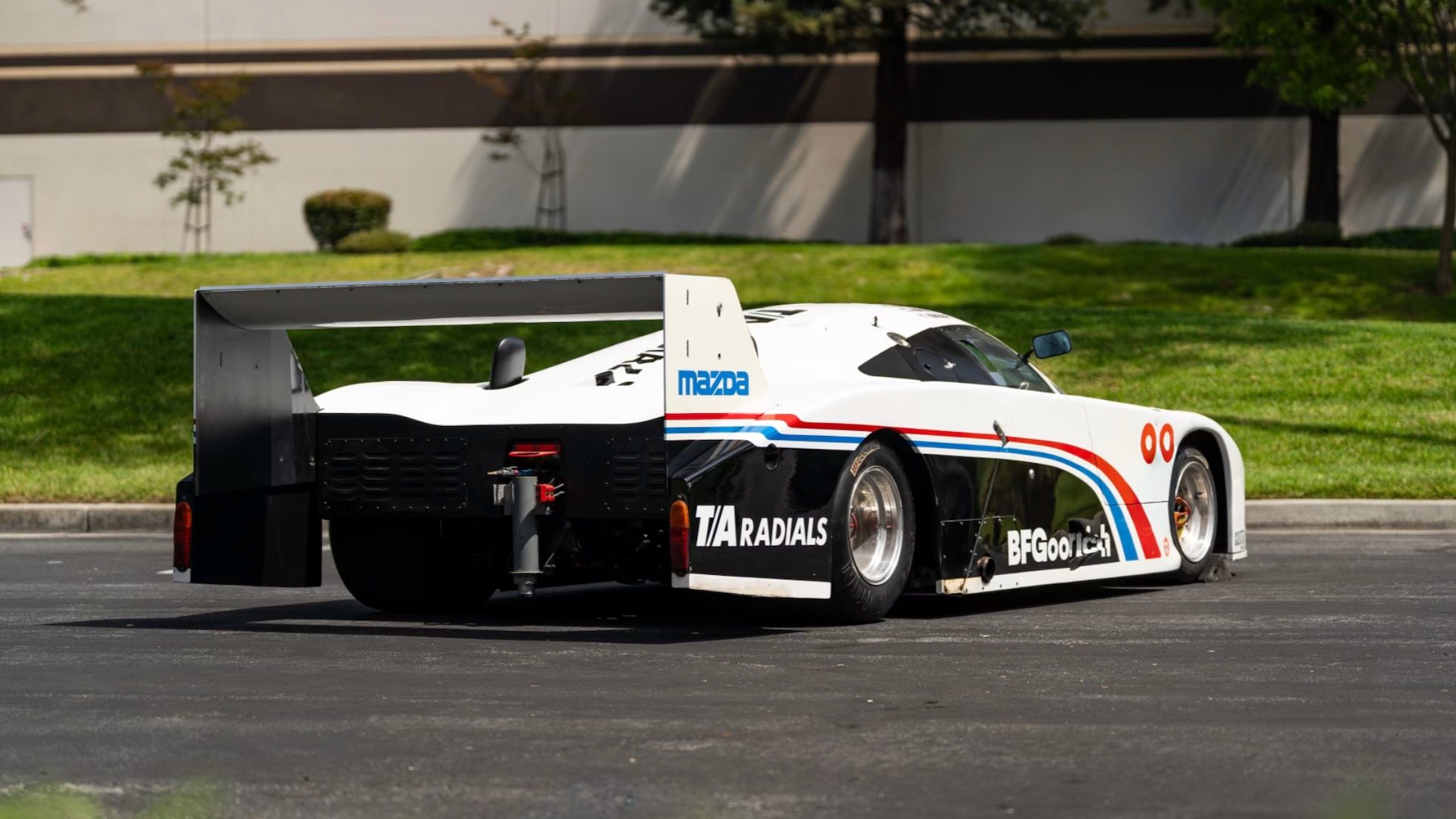 Lola-Mazda T616