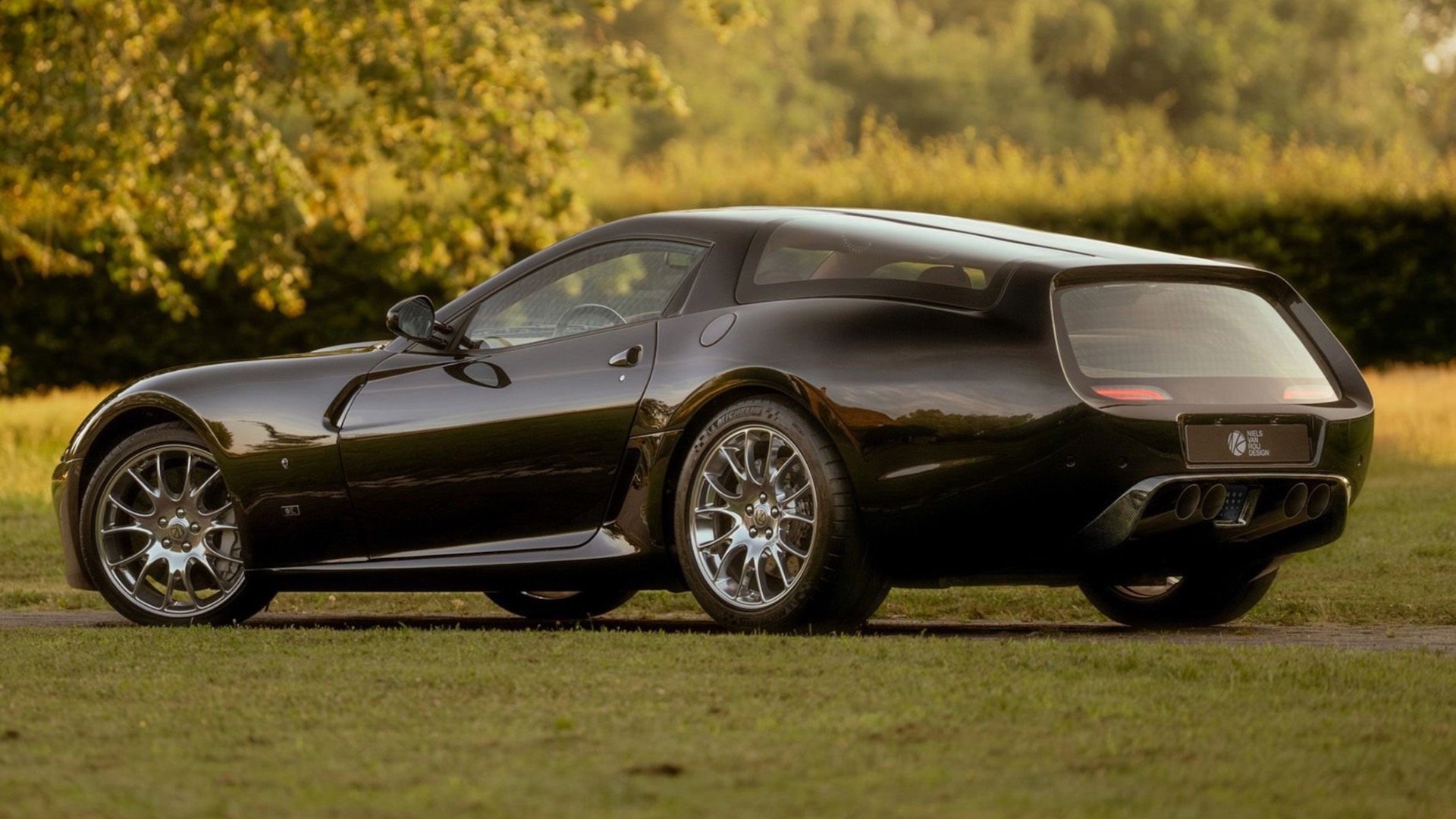 Ferrari Daytona Shooting Brake Hommage by Niels van Roij