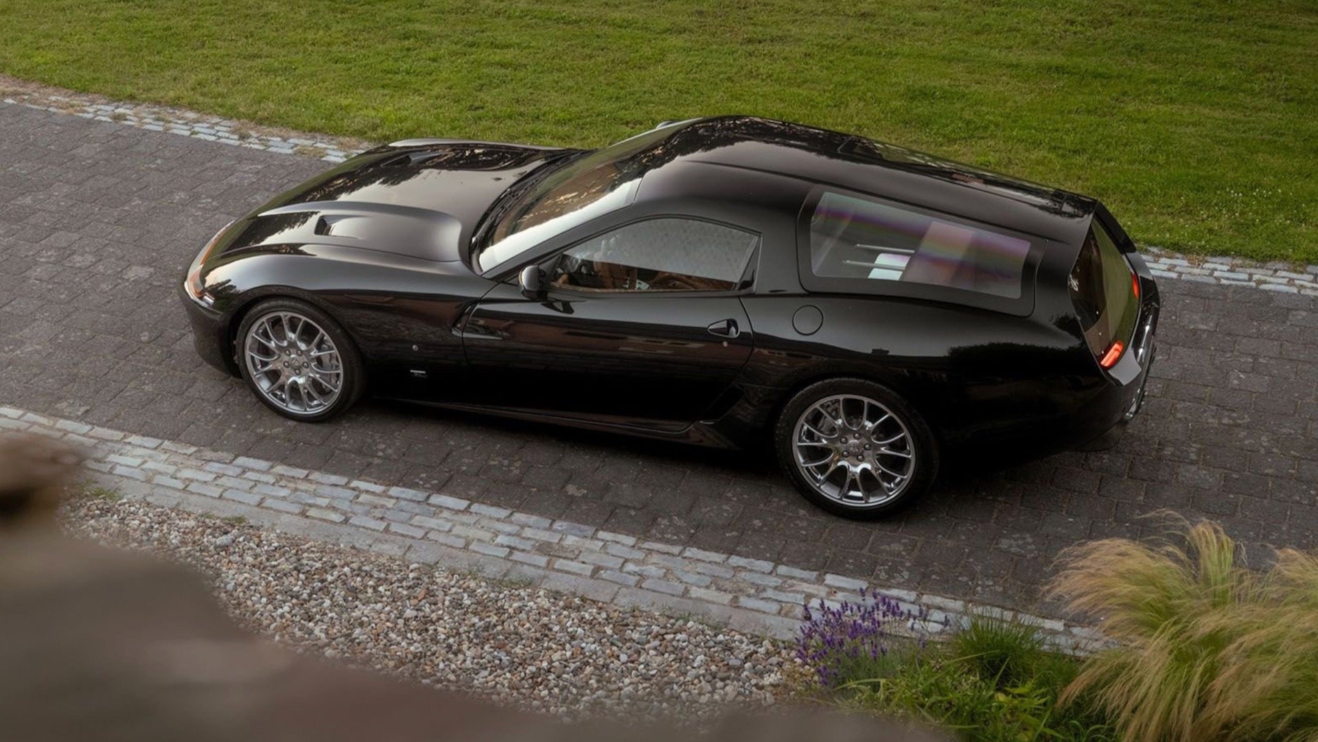 Ferrari Daytona Shooting Brake Hommage by Niels van Roij