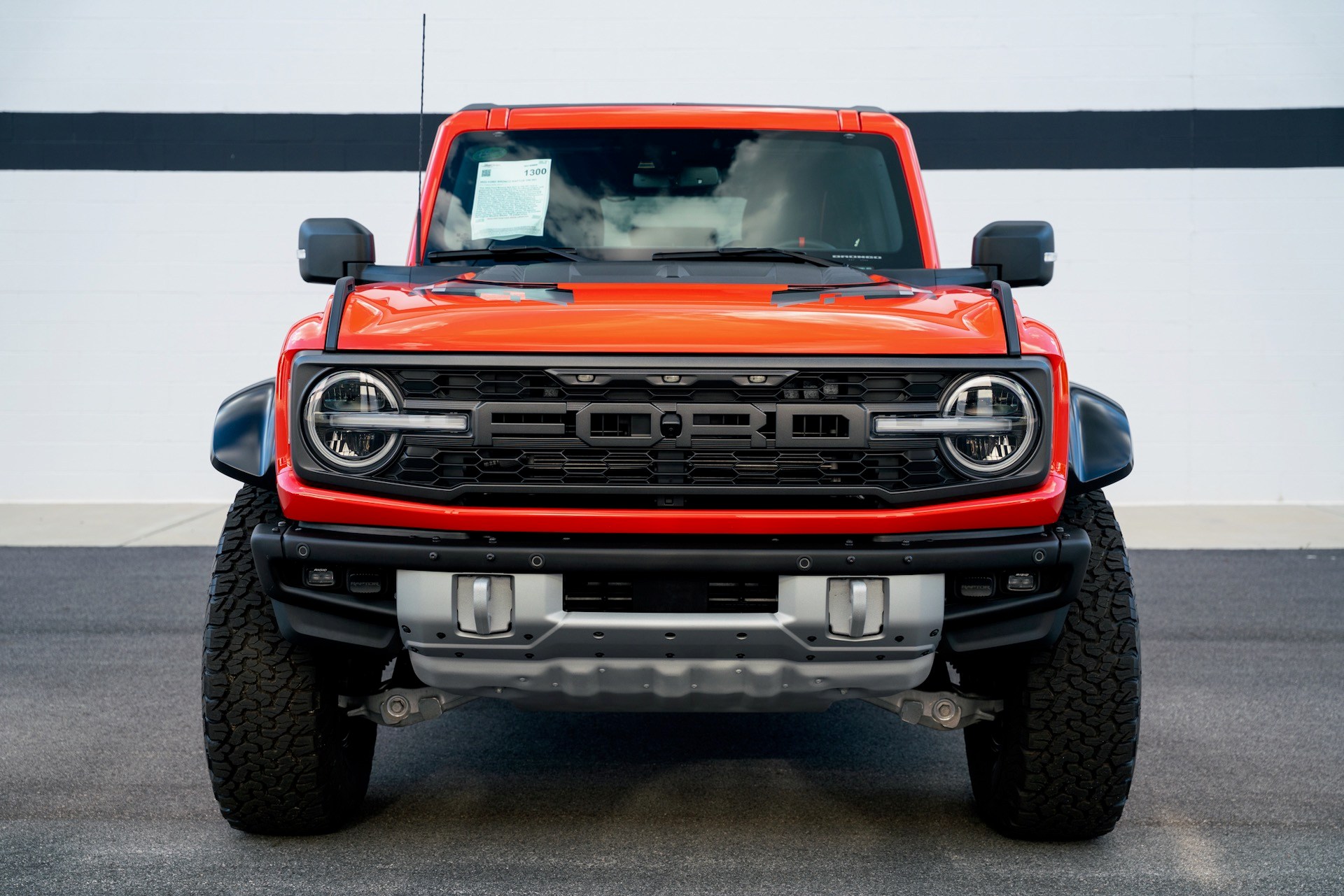 首輛 Ford Bronco Raptor 拍賣價暴跌，有人撿到便宜