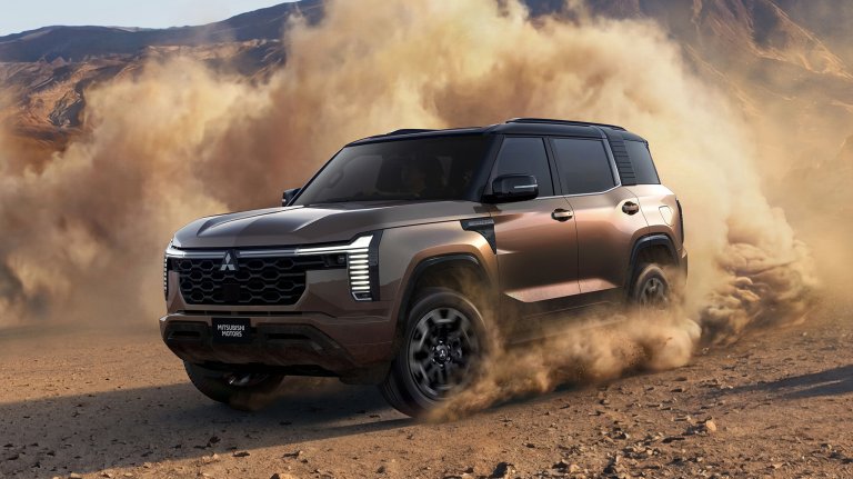 2027 Mitsubishi Pajero on dirt