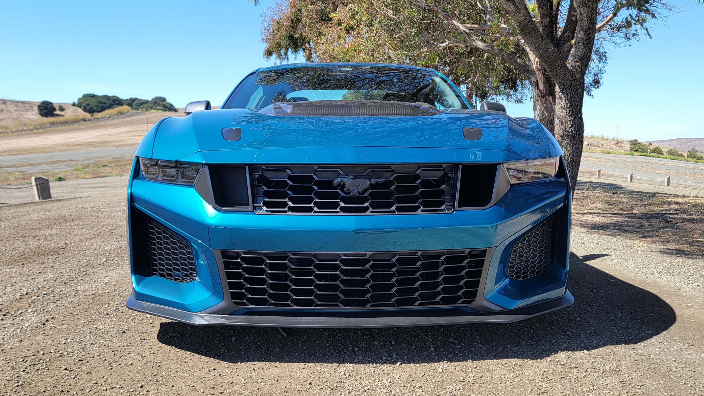 2026 Ford Mustang Dark Horse SC 試駕評測：完美的野馬無需手排
