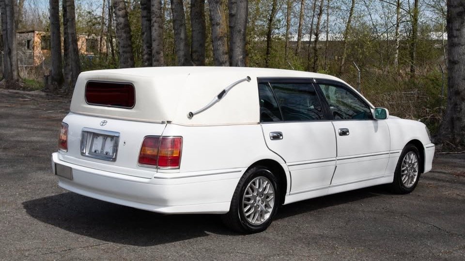 2001 Toyota Crown Athlete V hearse