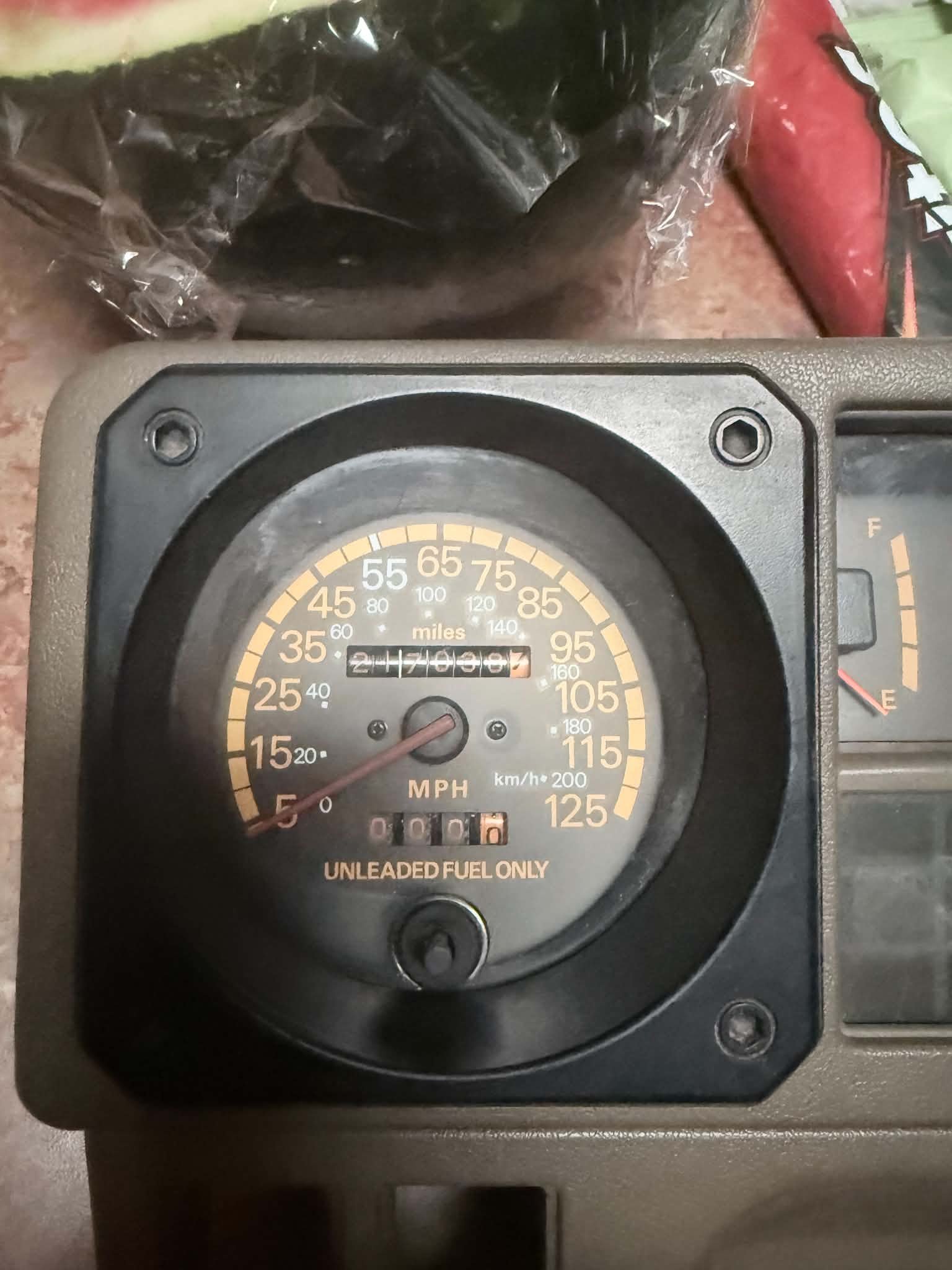 Factory Mitsubishi Montero speedometer