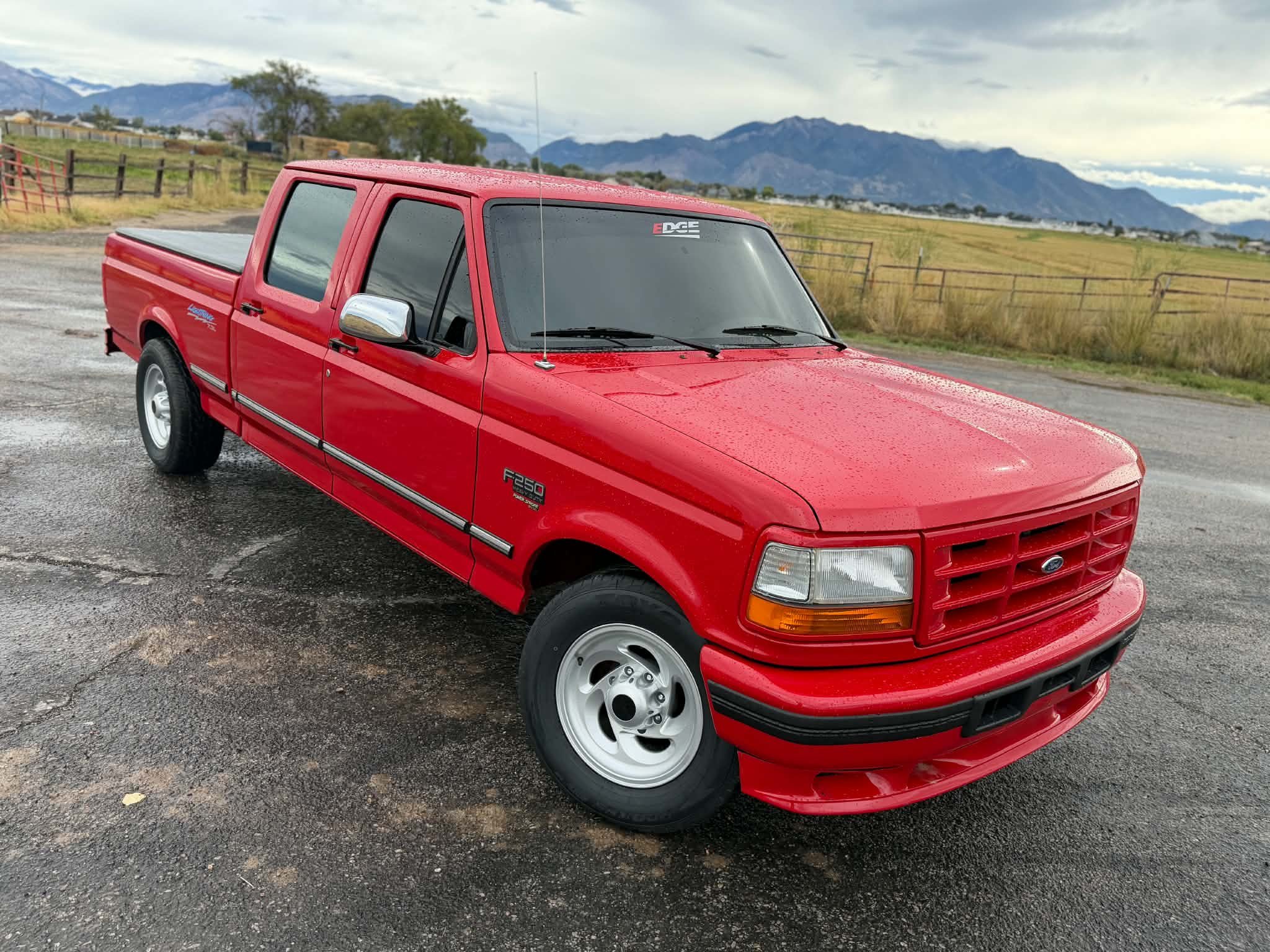 Ford F-250 Lightning clone