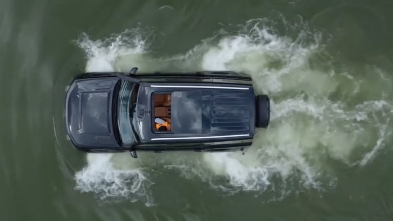 Geely Galaxy Cruiser in water