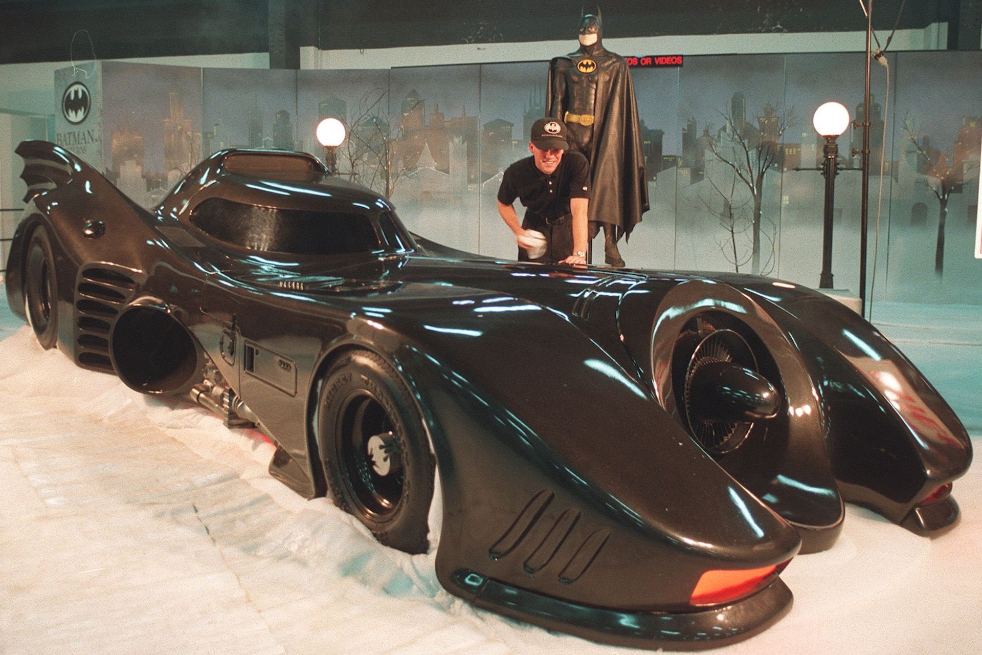 Picture dated 10 december of a technician making final touches on the batmobile 10 December before a trade fair in Taipei. (Photo by - / AFP) (Photo by -/AFP via Getty Images)