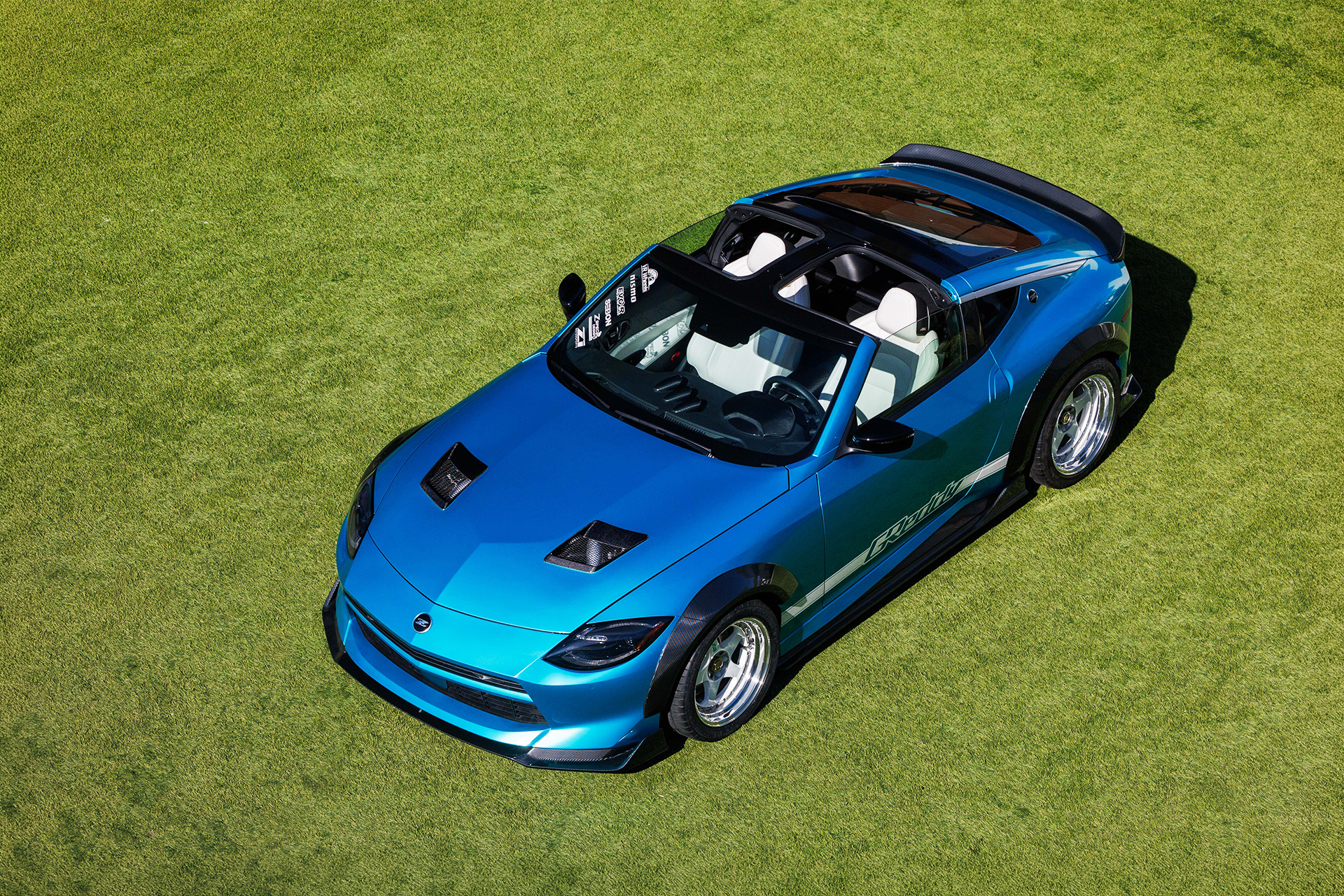 Nissan Says It'll Bring the Z T-Top Concept to Production if You