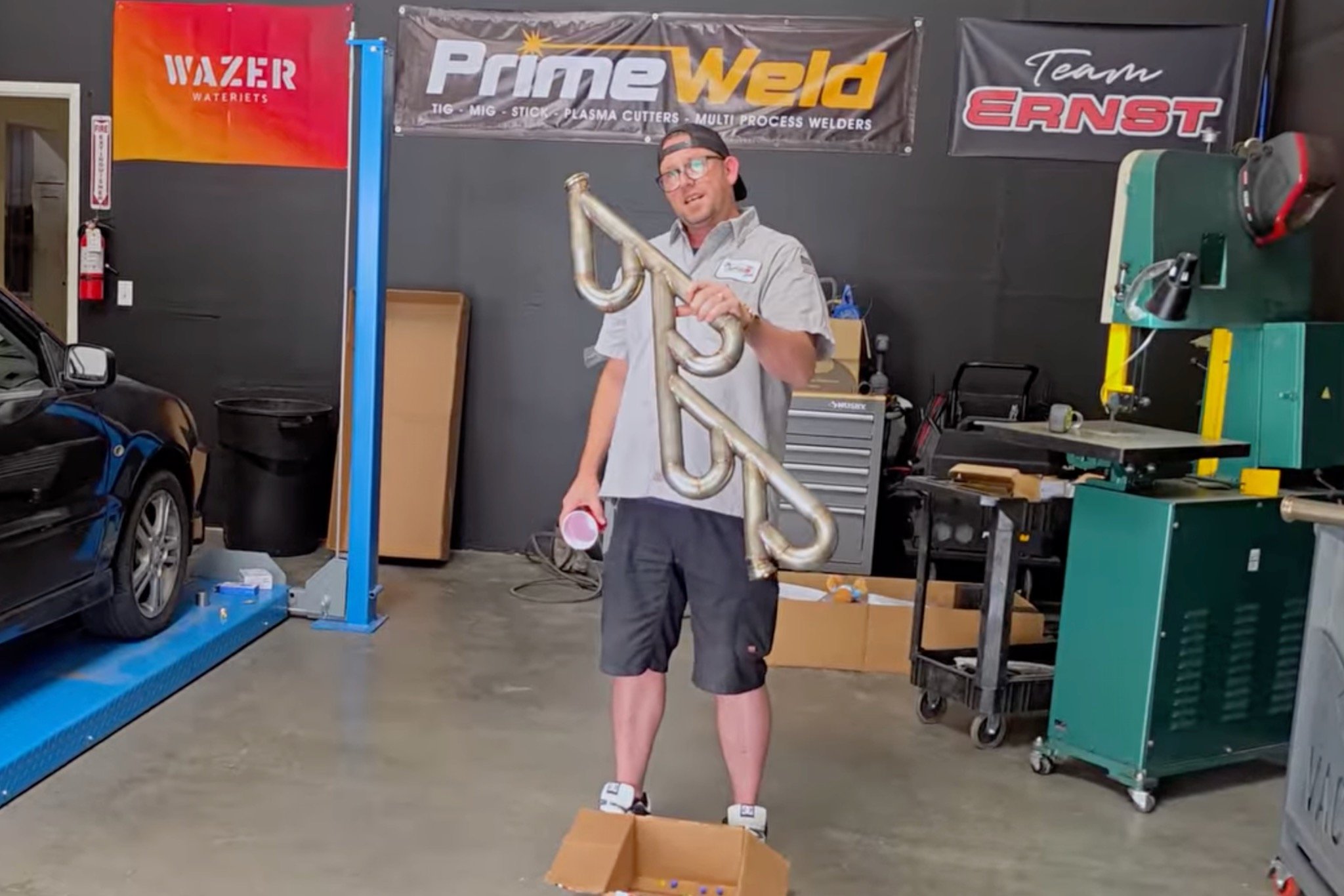 Tesla valve exhaust