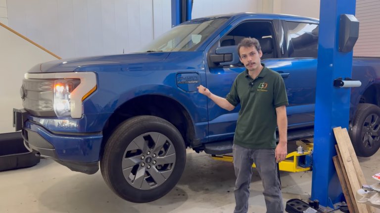 Ford F-150 Lightning battery replacement