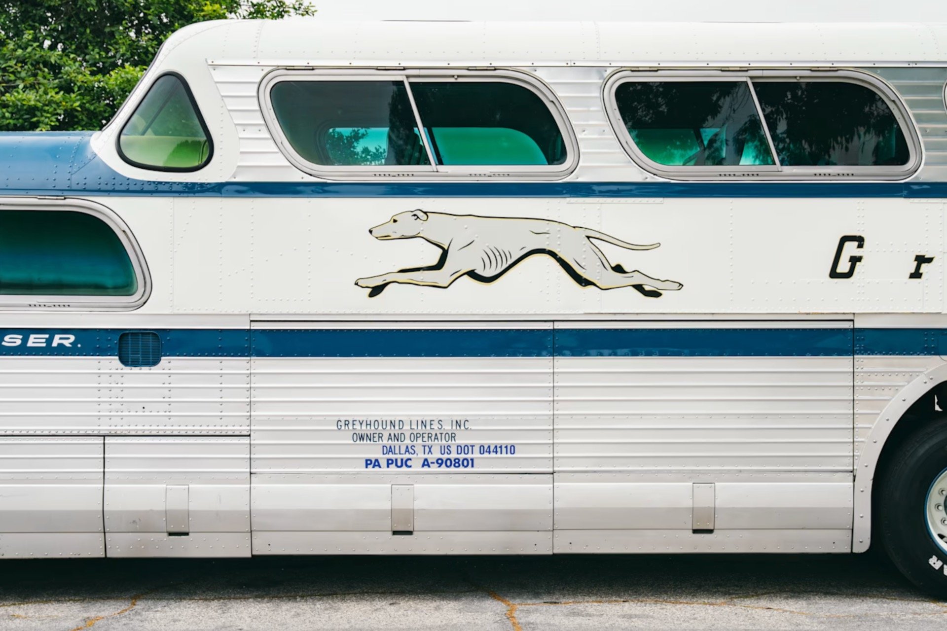 1954 GM Scenicruiser