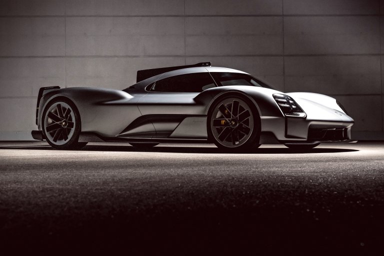 Porsche 919 Street front 3/4 view